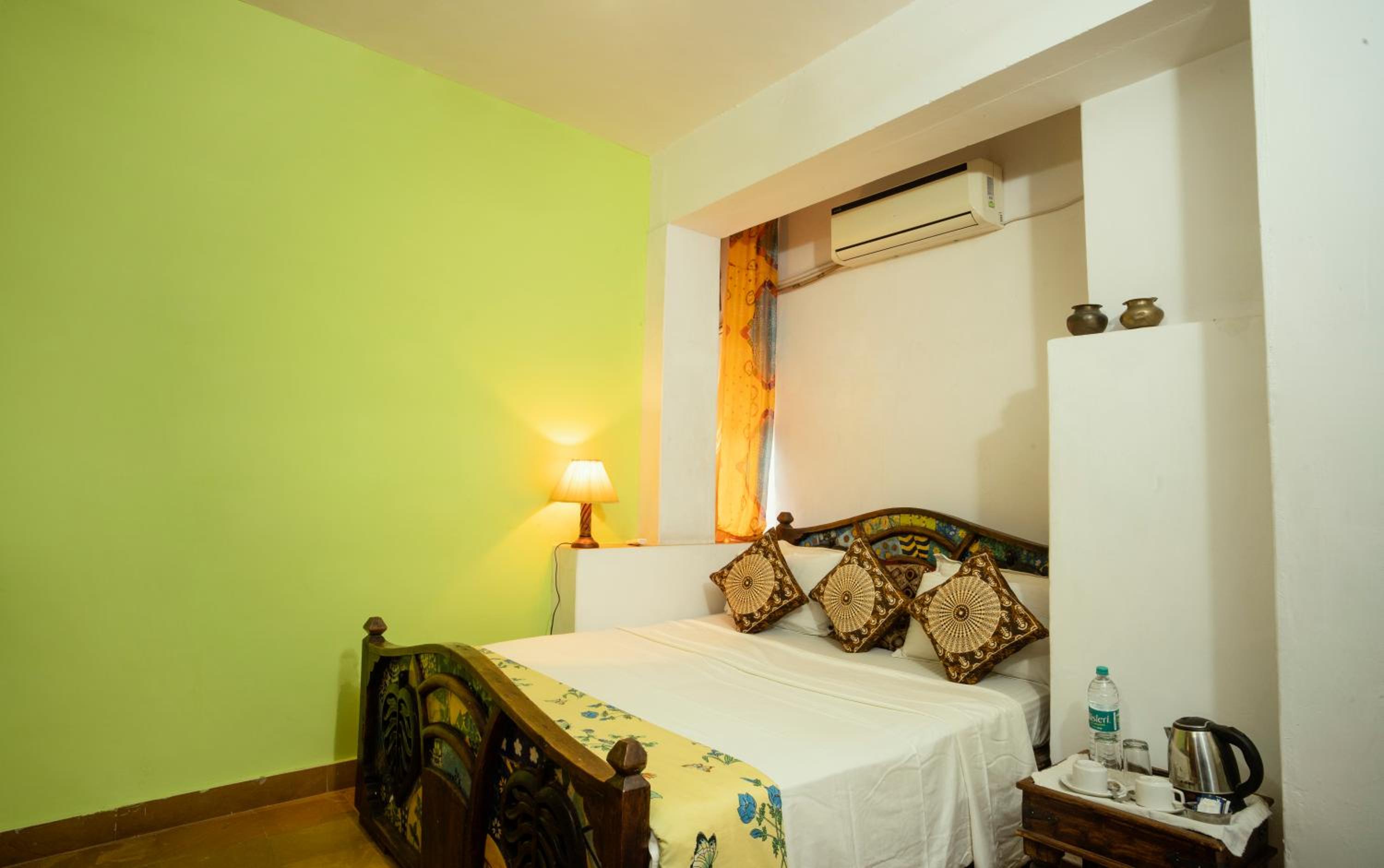 Standard Double Room - Photo 3