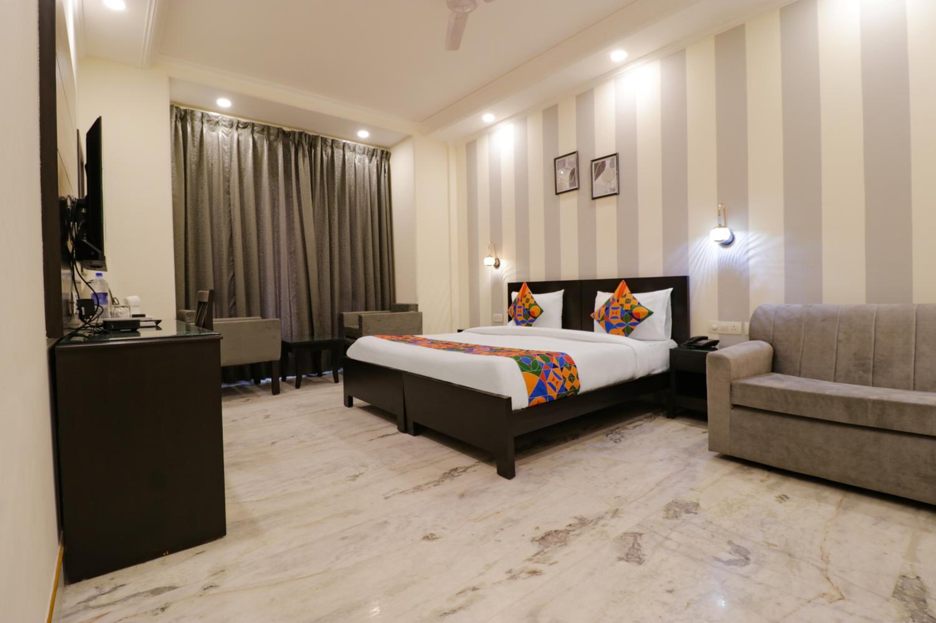 Superior Double Room - Photo 2