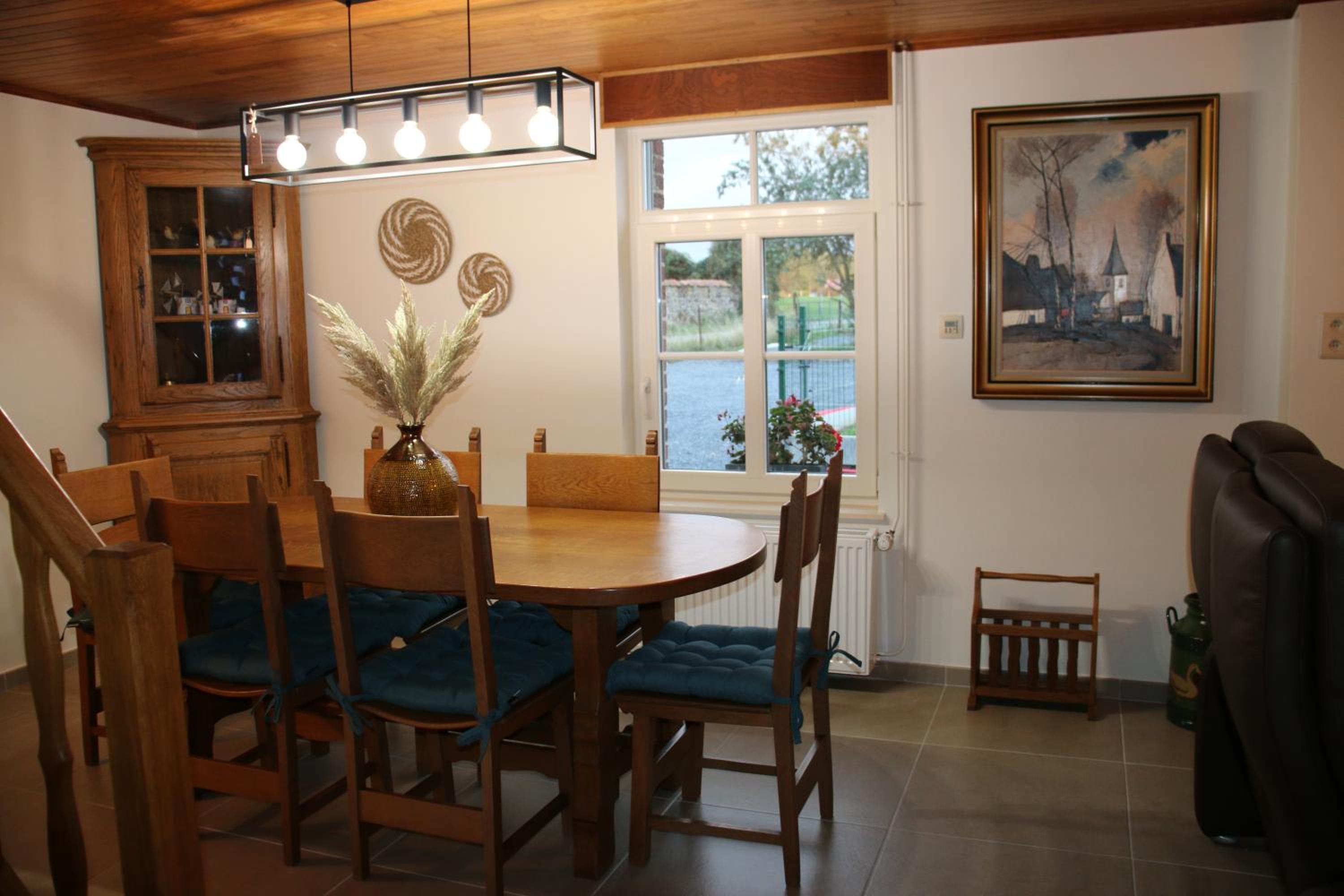 Three-Bedroom House photo 3