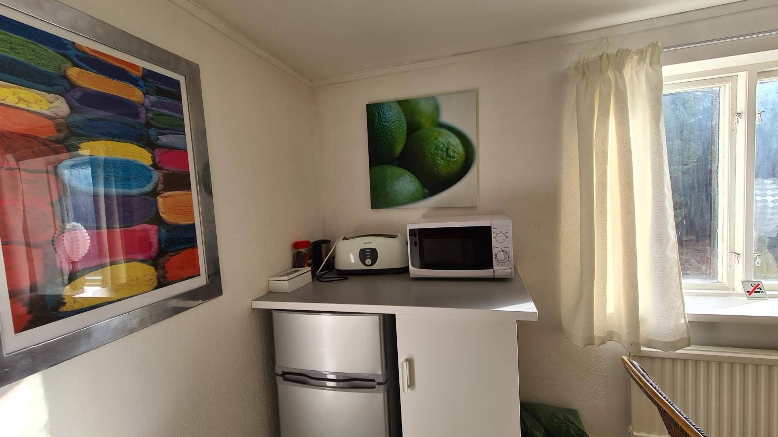 Deluxe King Room - Photo 20