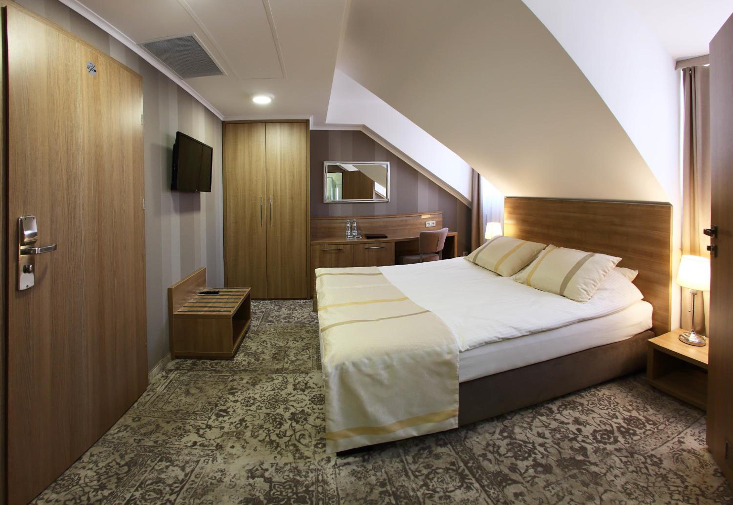 Single Room photo 3