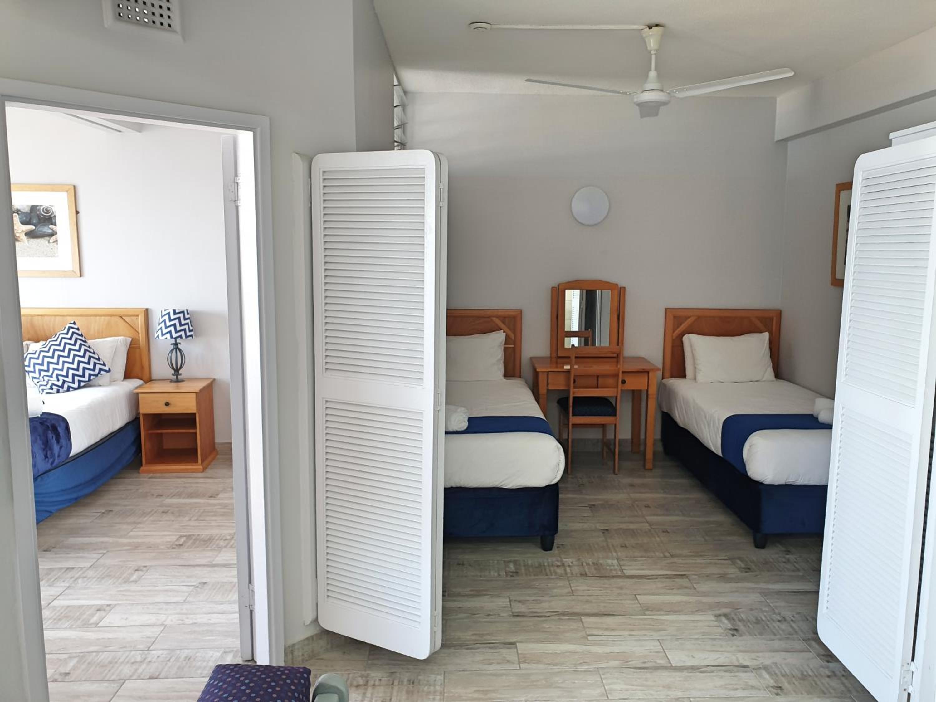 Apartment with Sea View (8 Adults) - Photo 13