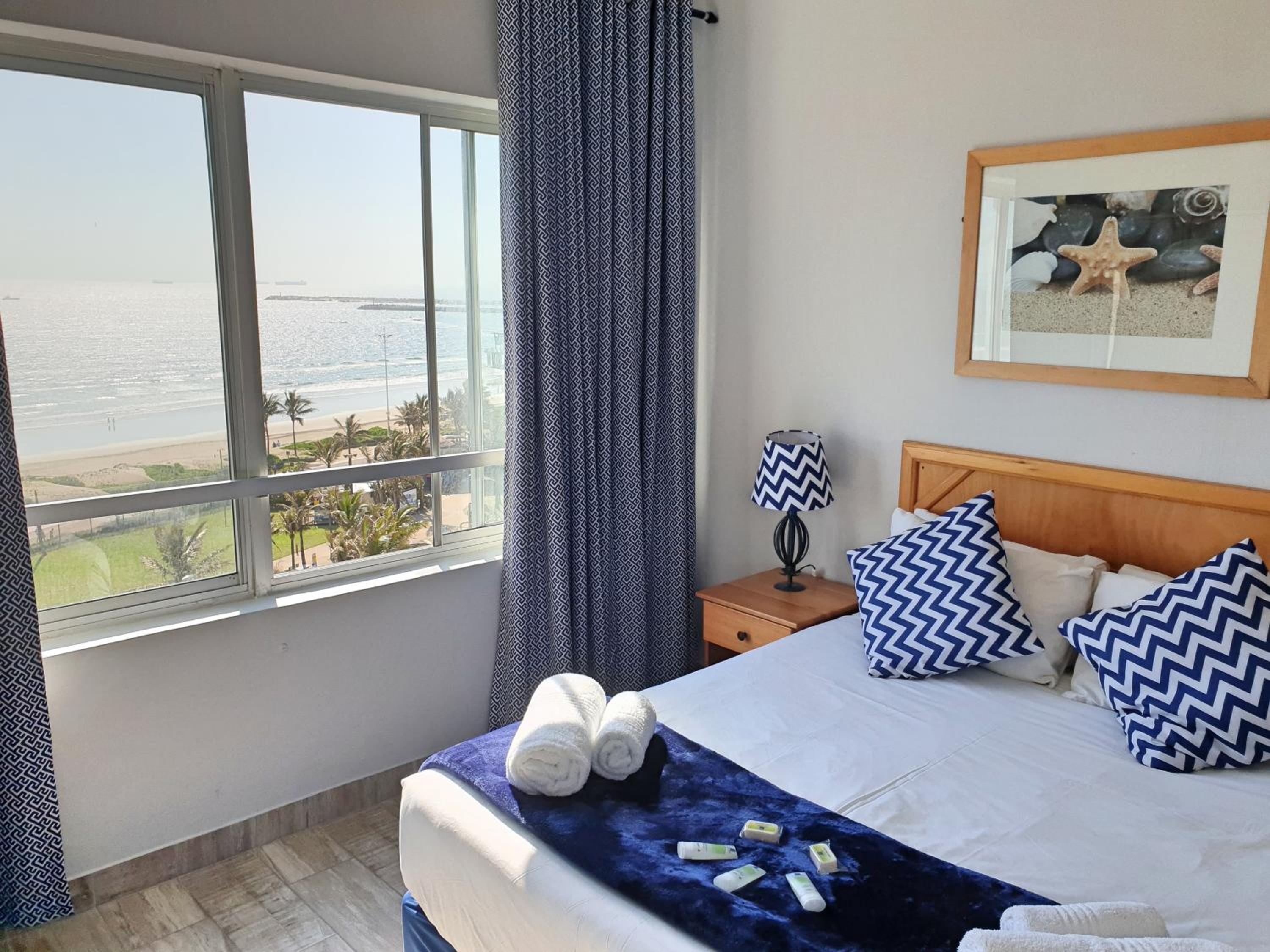 Apartment with Sea View (8 Adults) - Photo 1