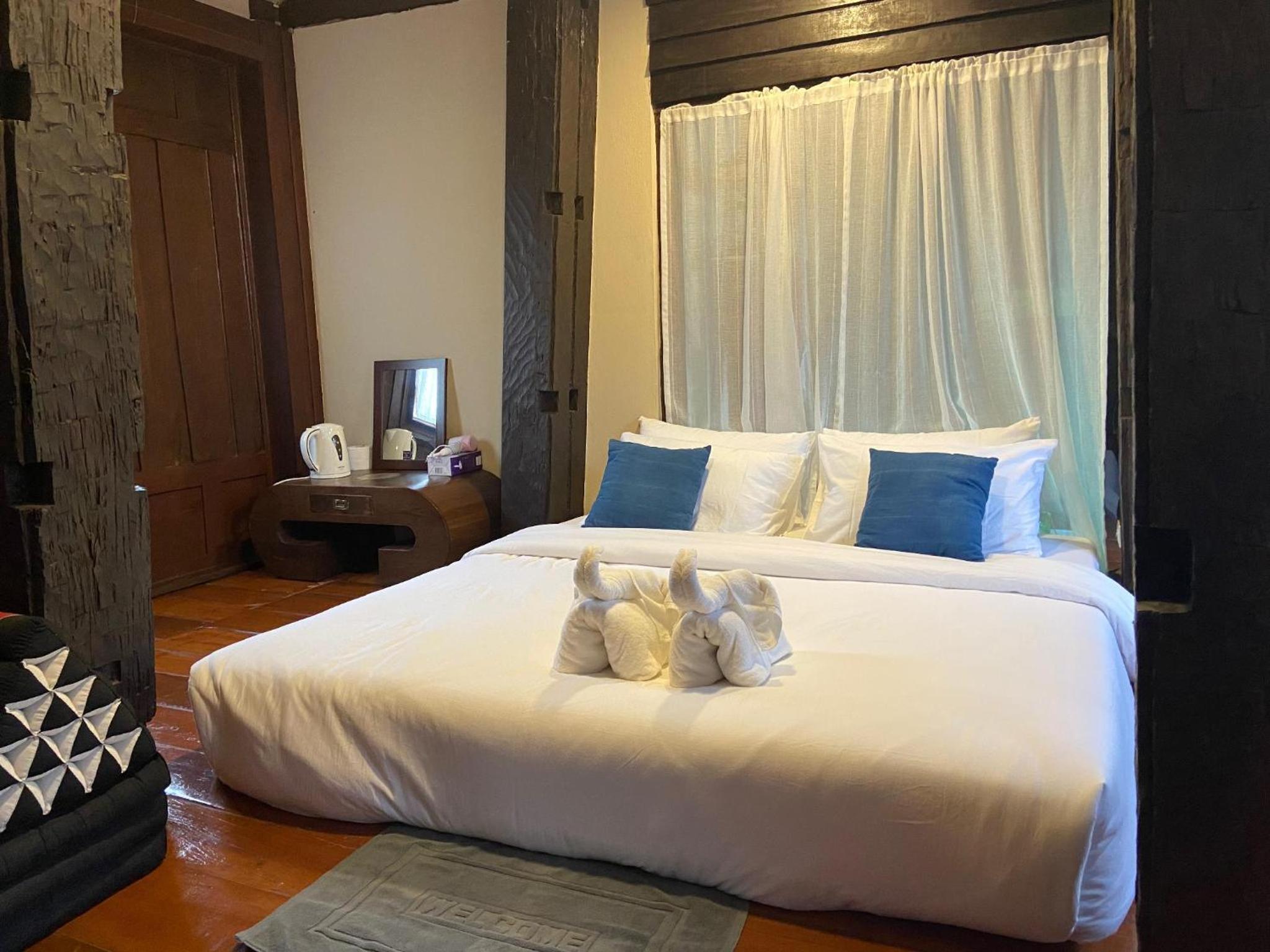Standard Double Room - Photo 5