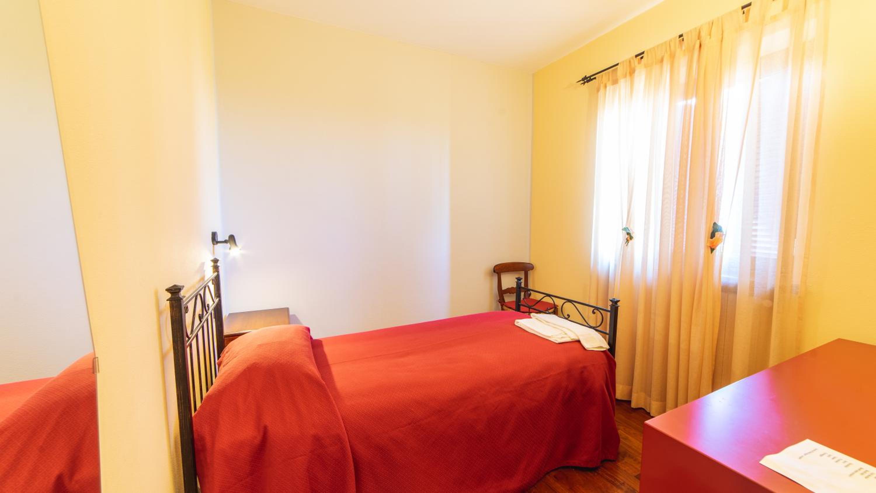Deluxe Single Room