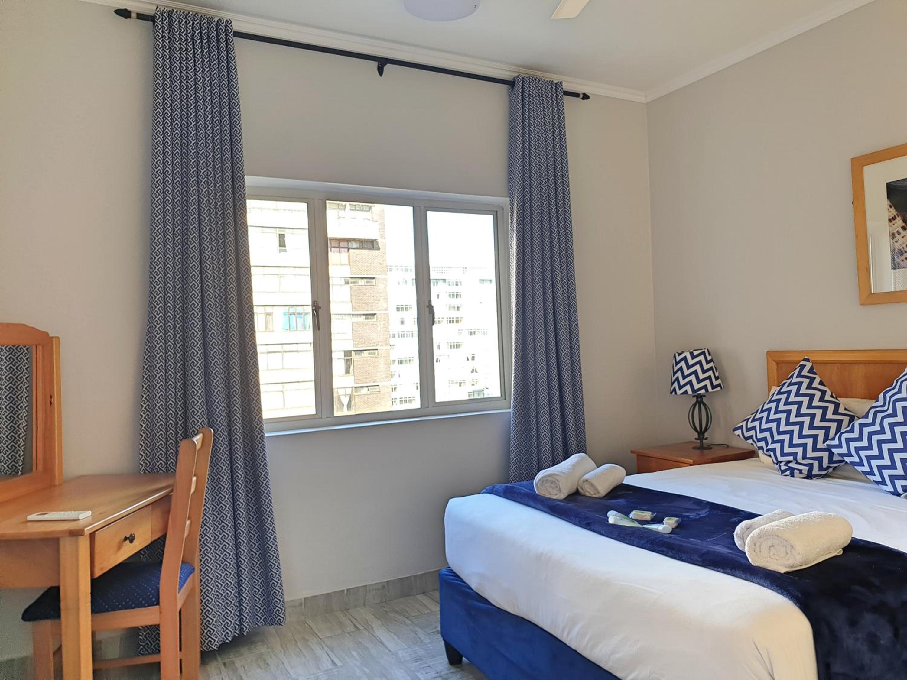 Two-Bedroom Apartment with Sea View - Photo 1