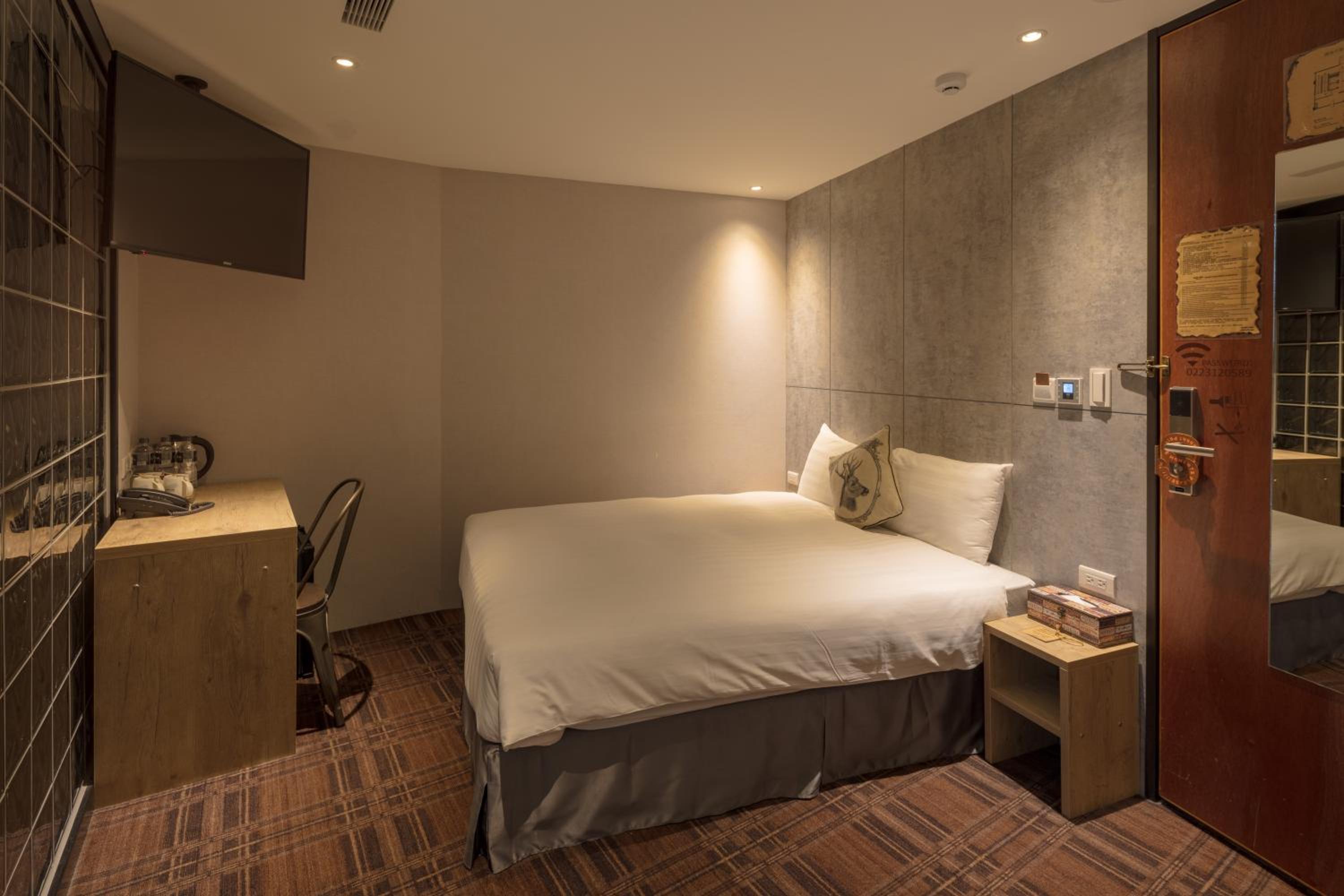 Superior Triple Room photo 2
