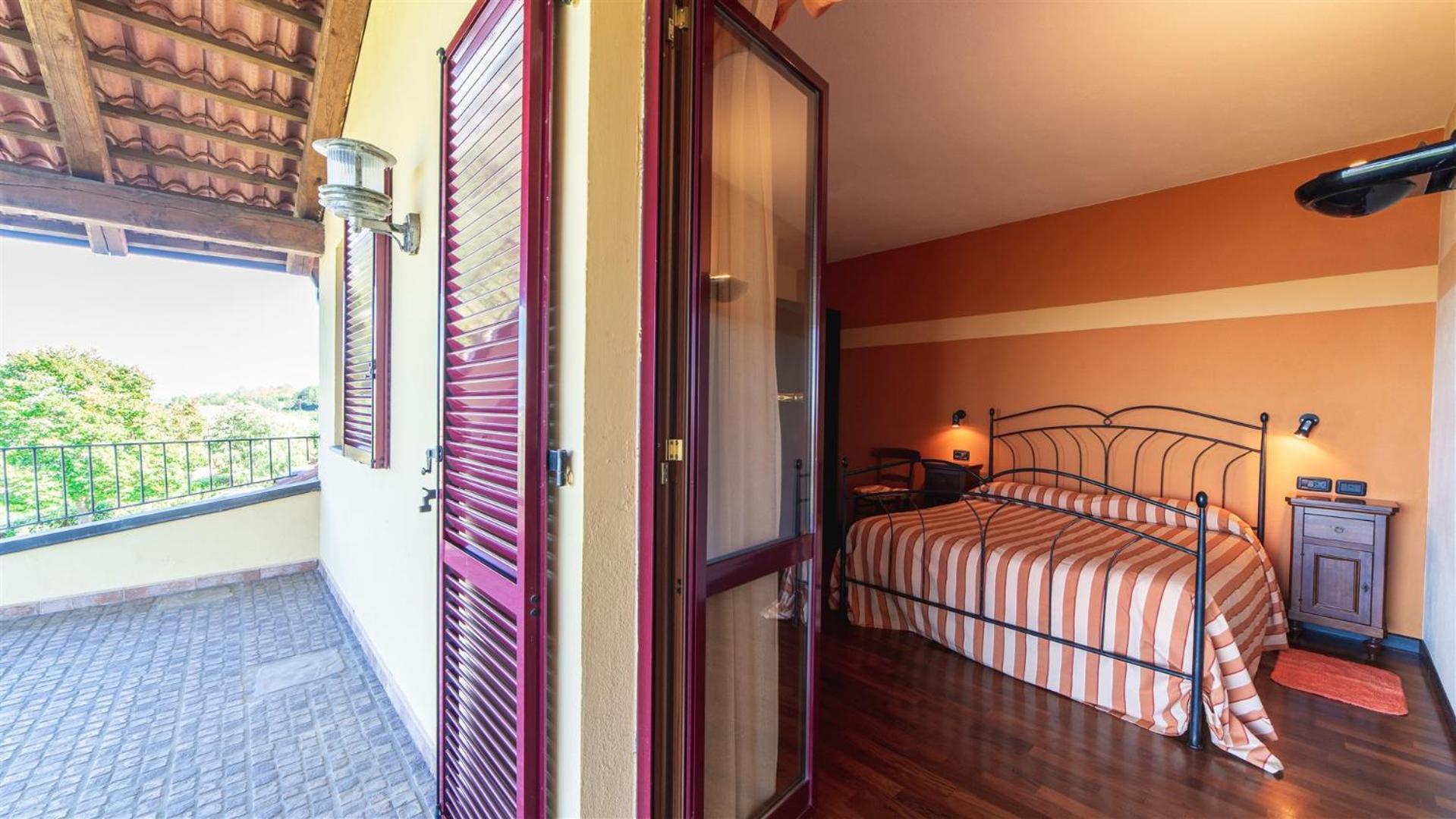 Large Double Room
