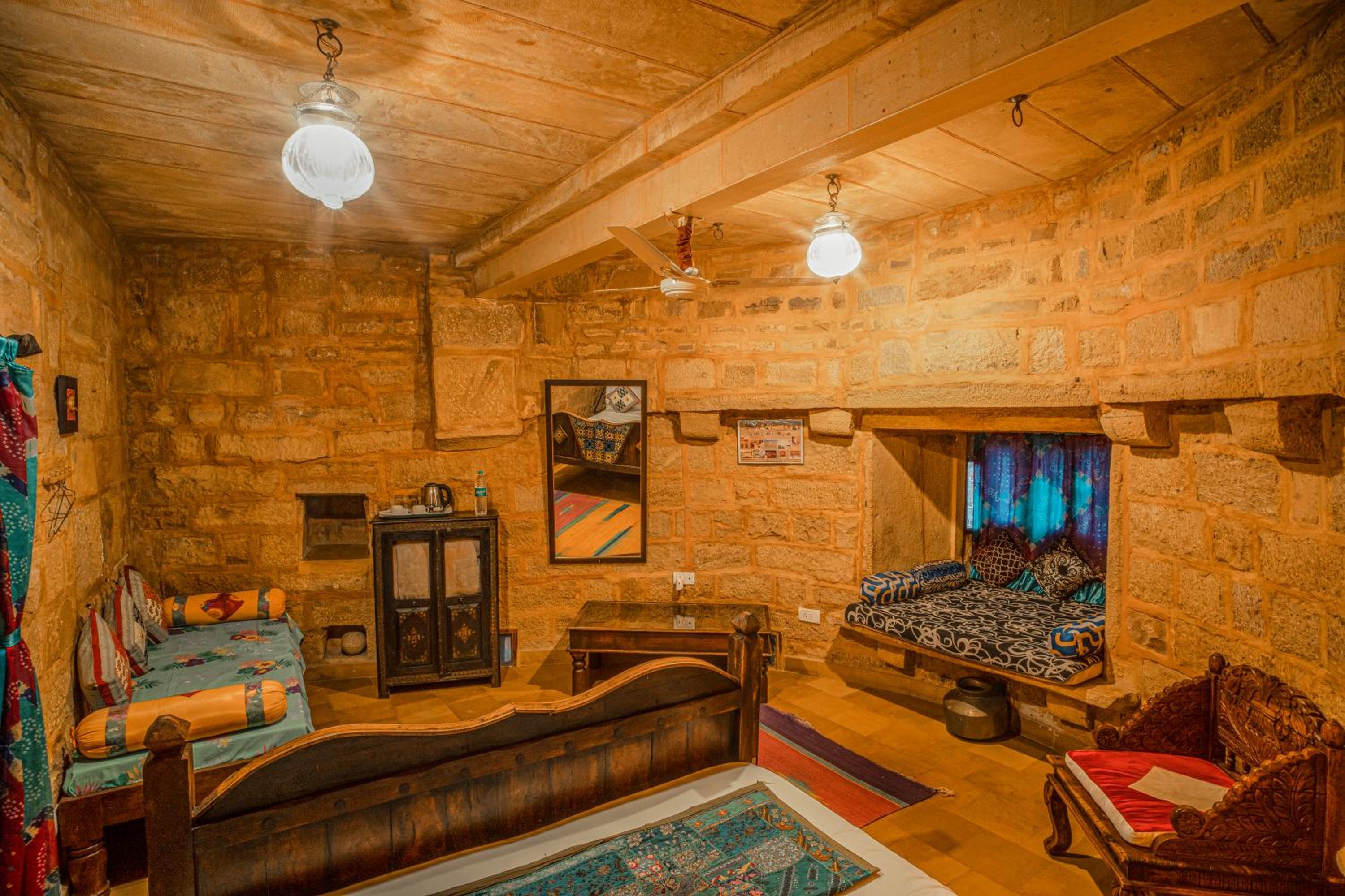 Deluxe Double Room with Castle View - Photo 12
