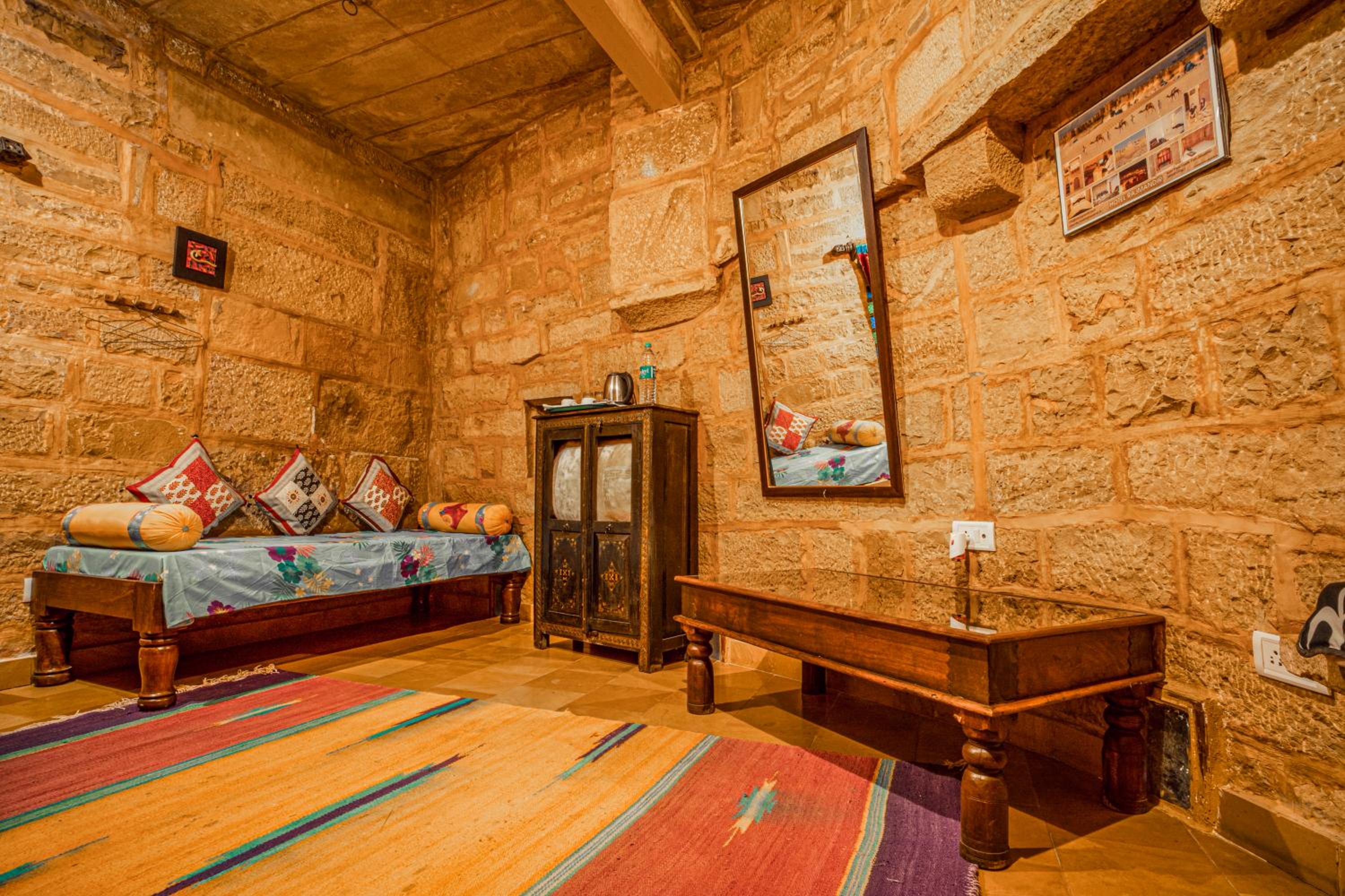 Deluxe Double Room with Castle View - Photo 13