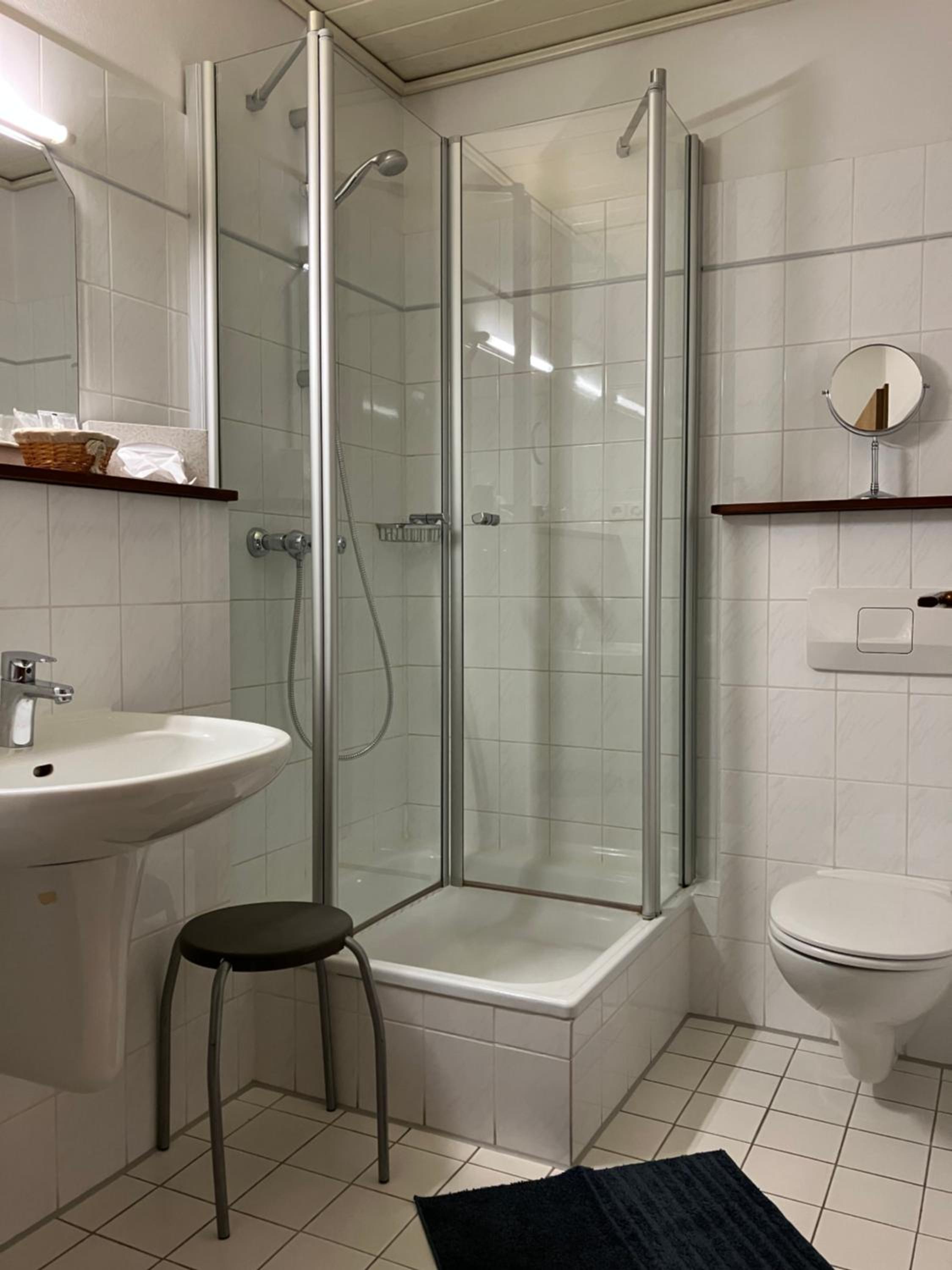 Double Room - Photo 5