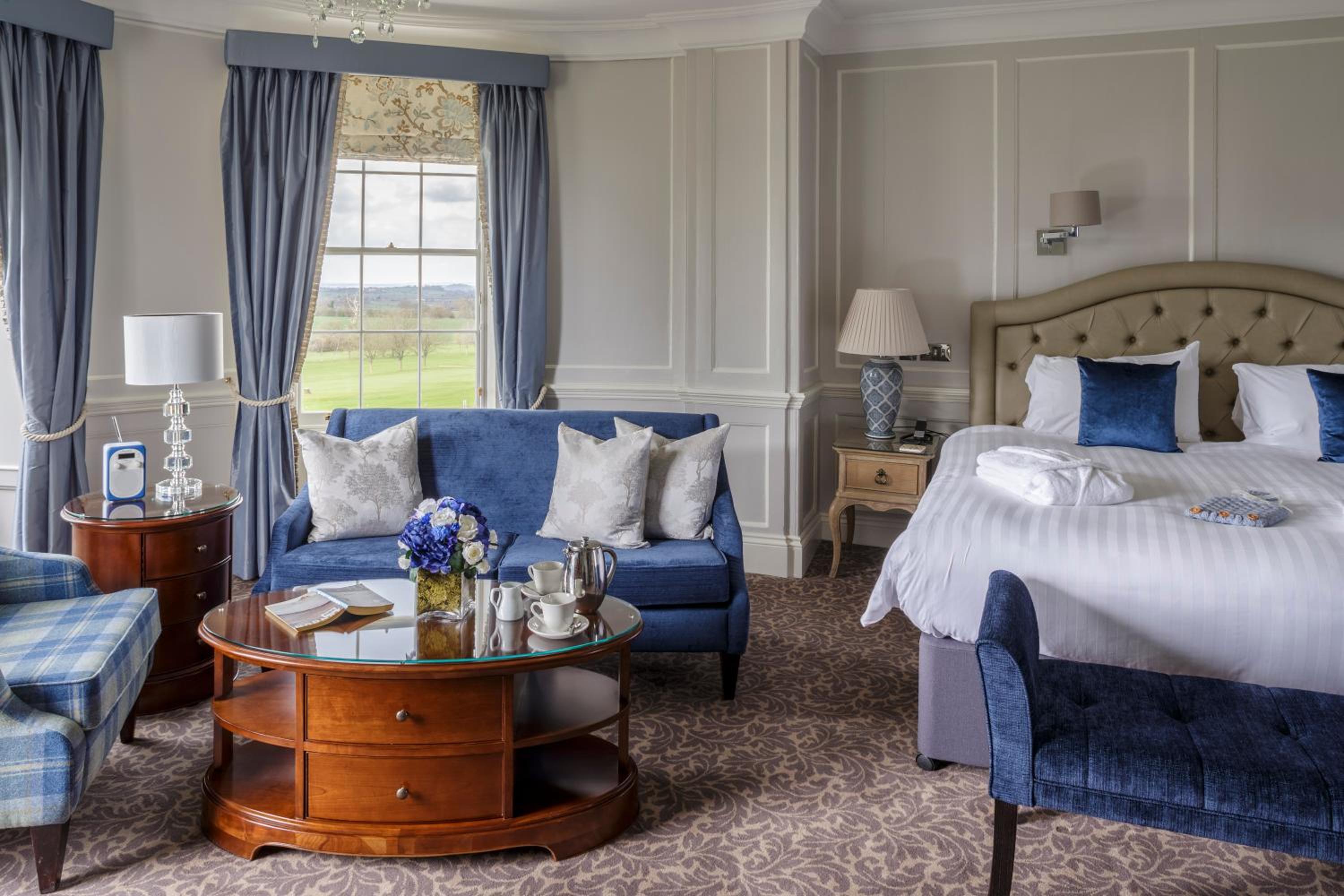Suite - Photo 2