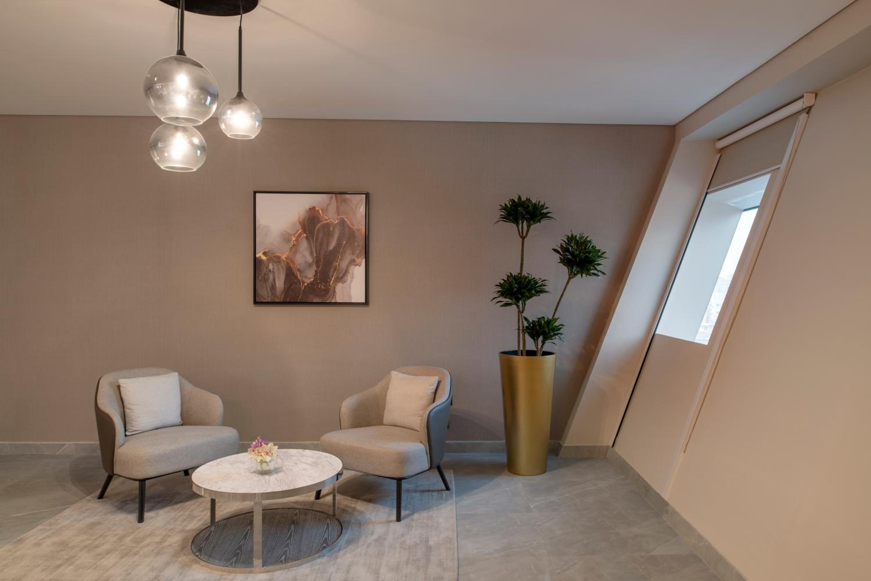 Three-Bedroom Suite - Photo 8