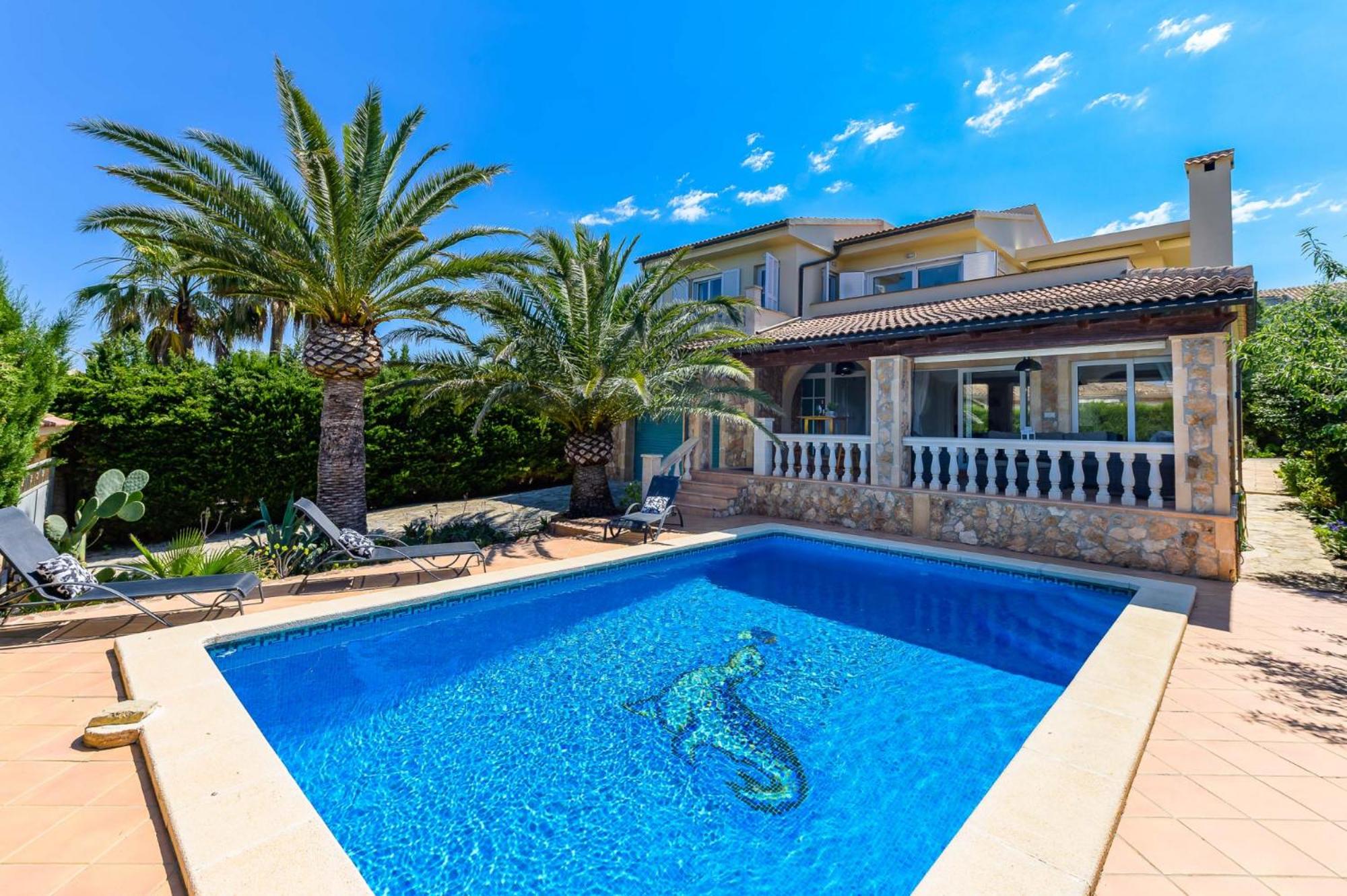 Villa with Sea View photo 2