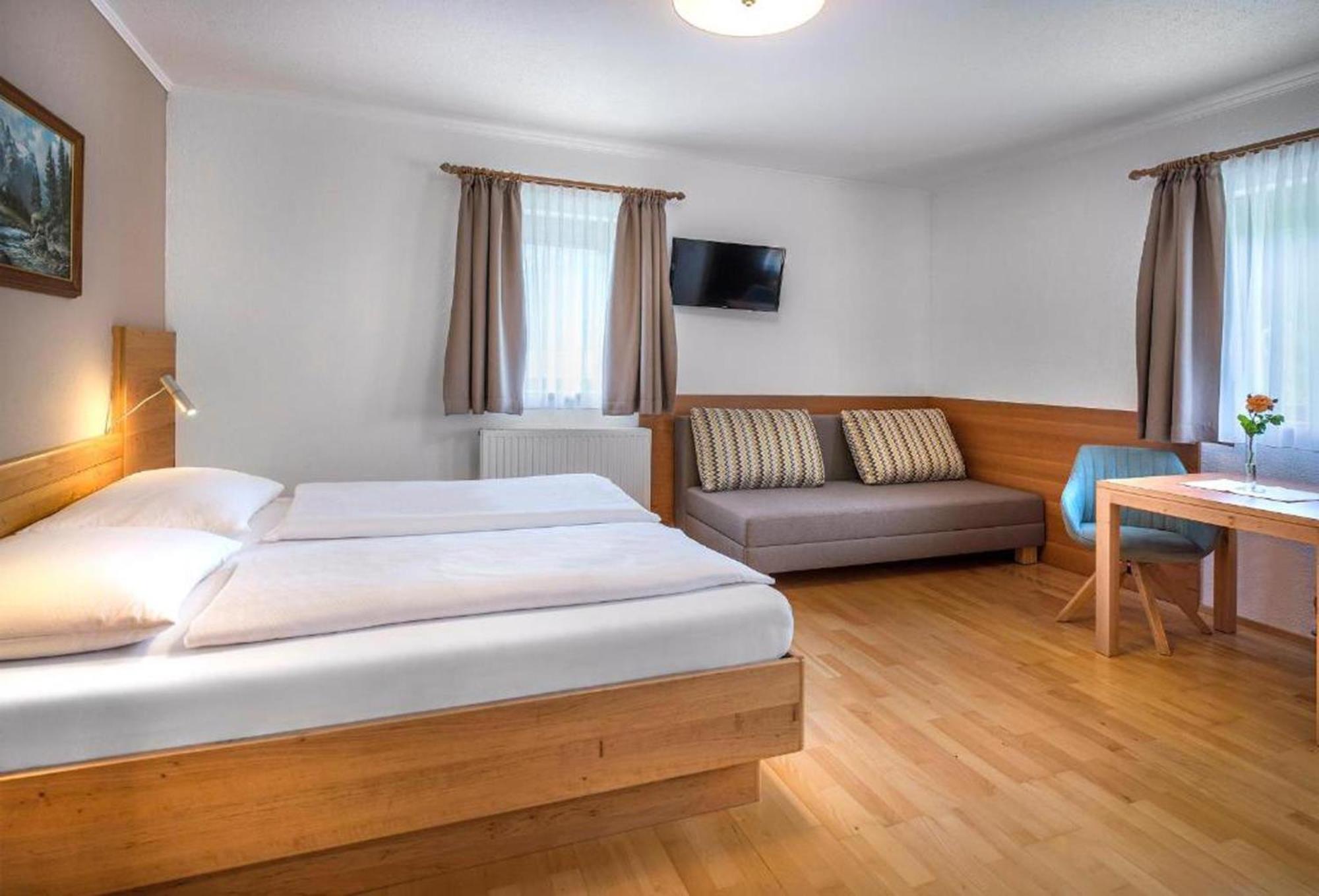 Double Room with Shower