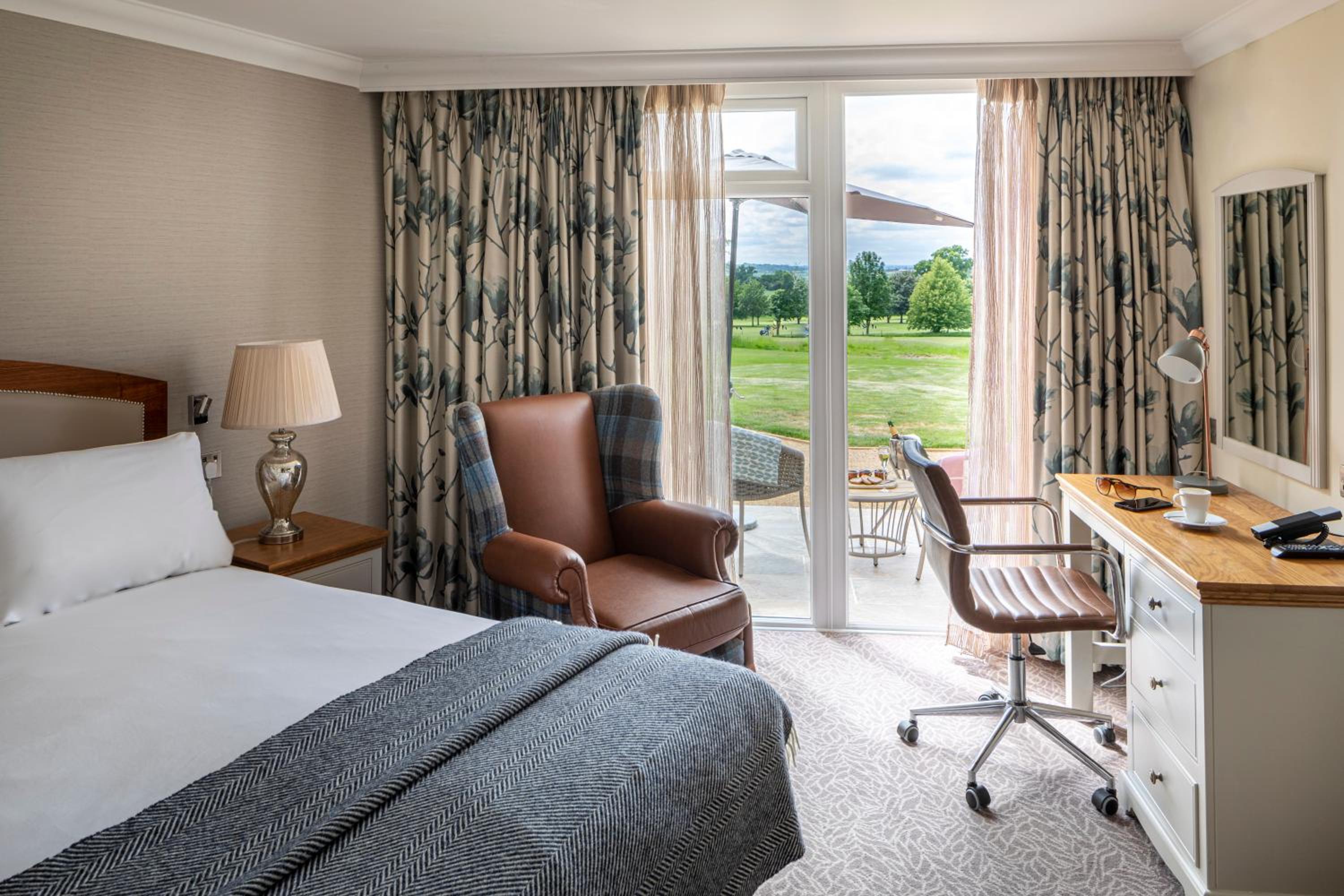Superior Double or Twin Room with Terrace - Photo 7
