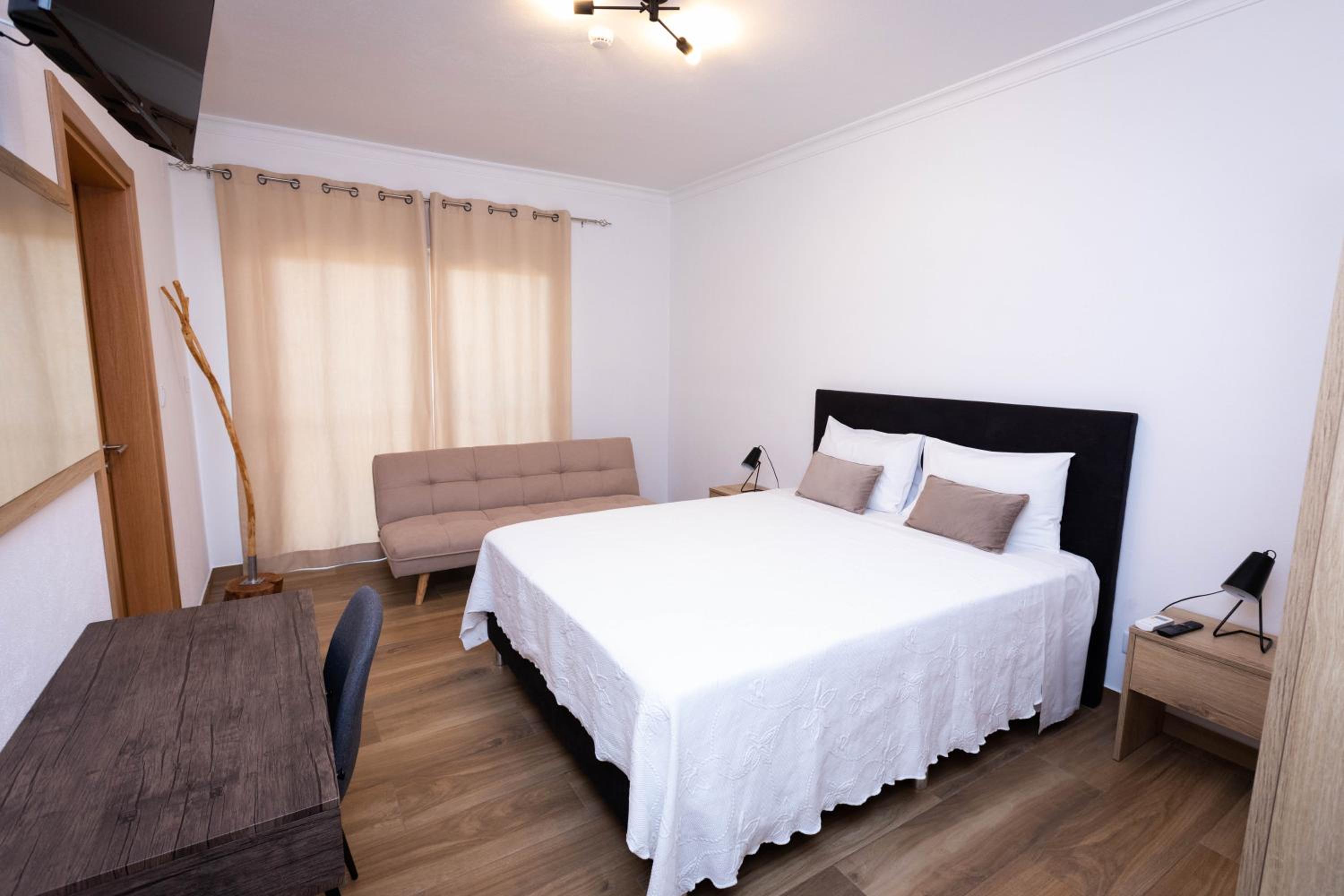 Double Room with Mountain View