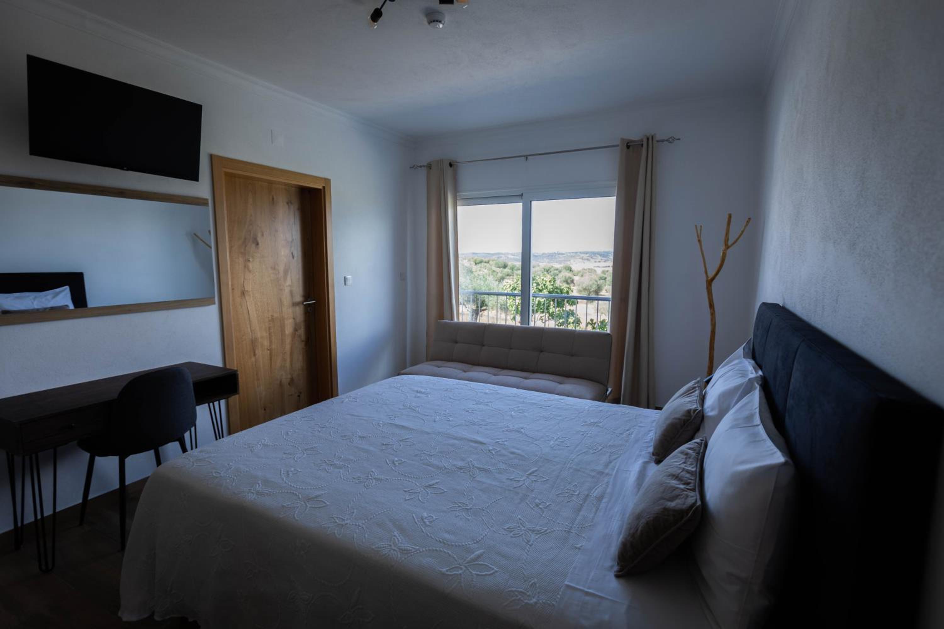 Double Room with Mountain View photo 2