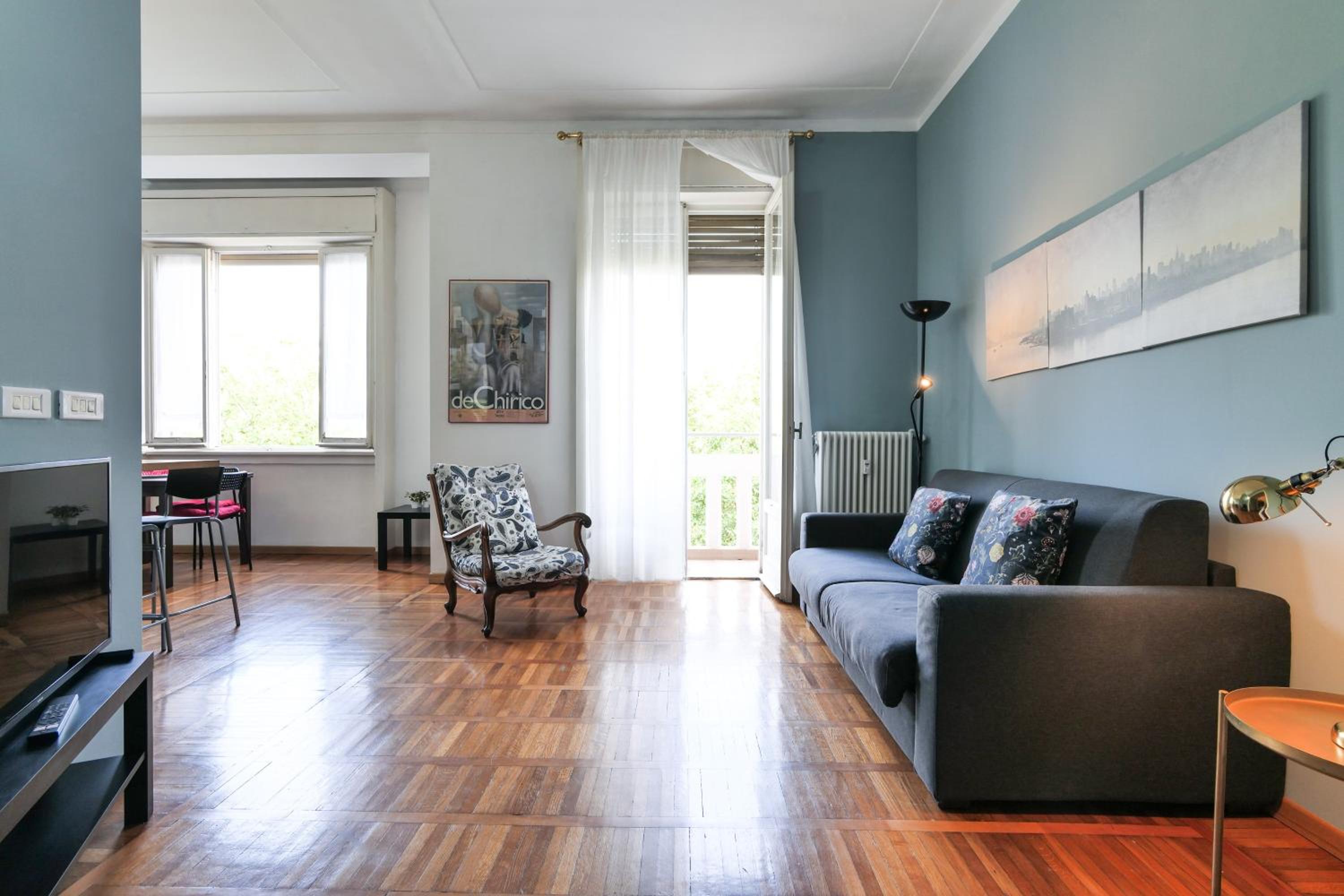One-Bedroom Apartment