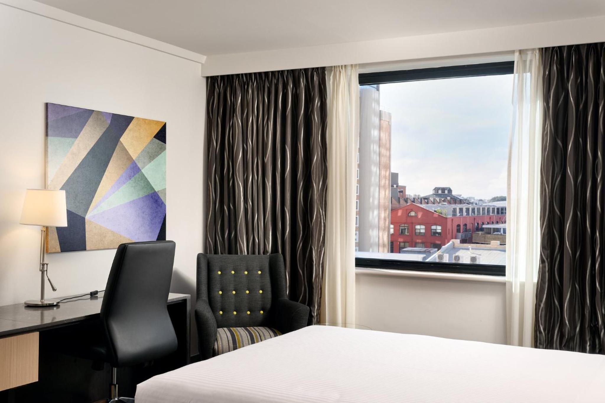 Upgraded Standard Room - Photo 7