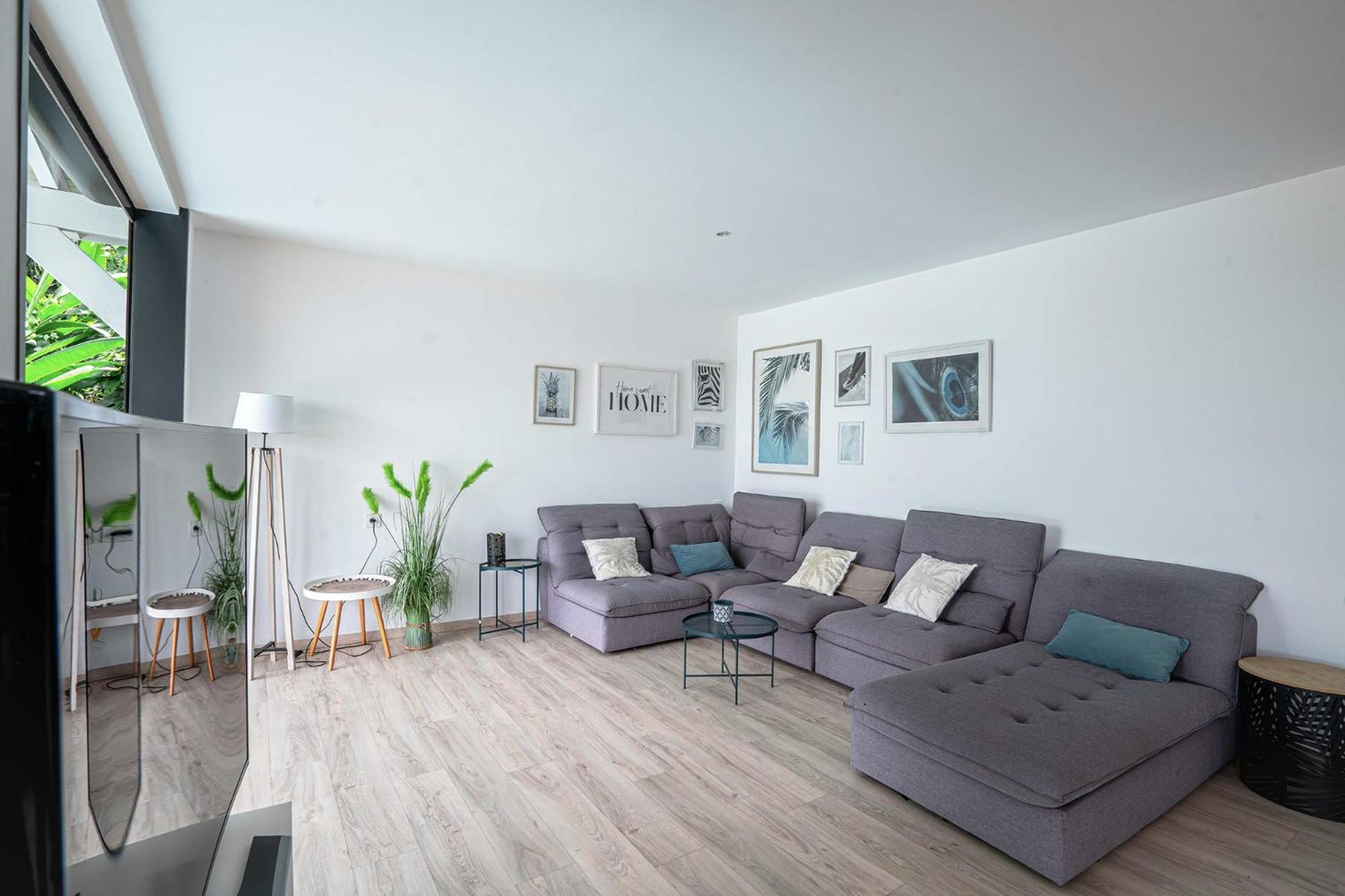 Villa photo 3