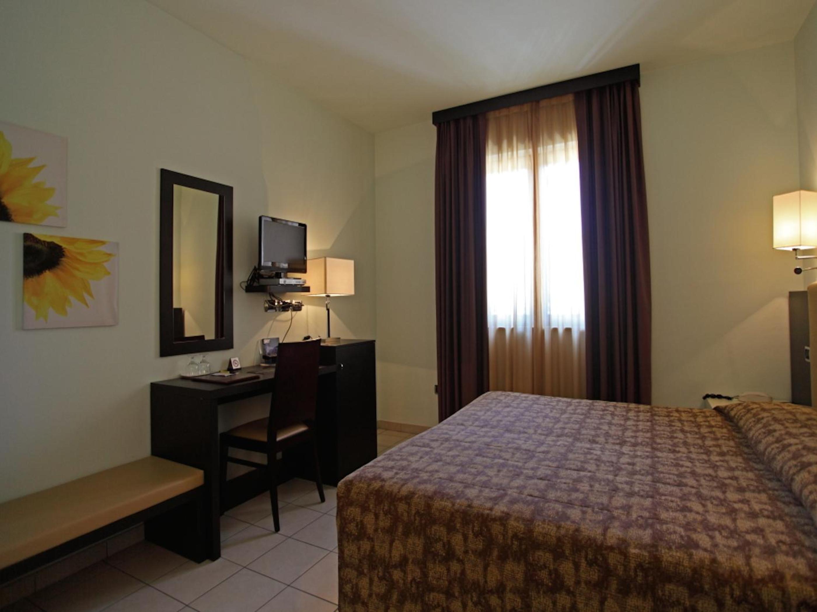 Junior Suite - Photo 1