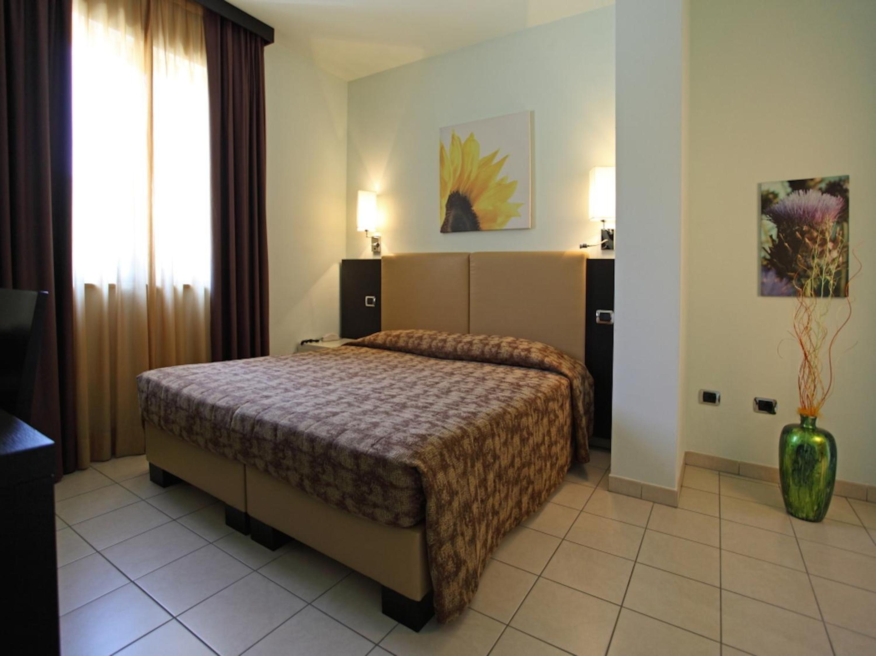 Junior Suite - Photo 6