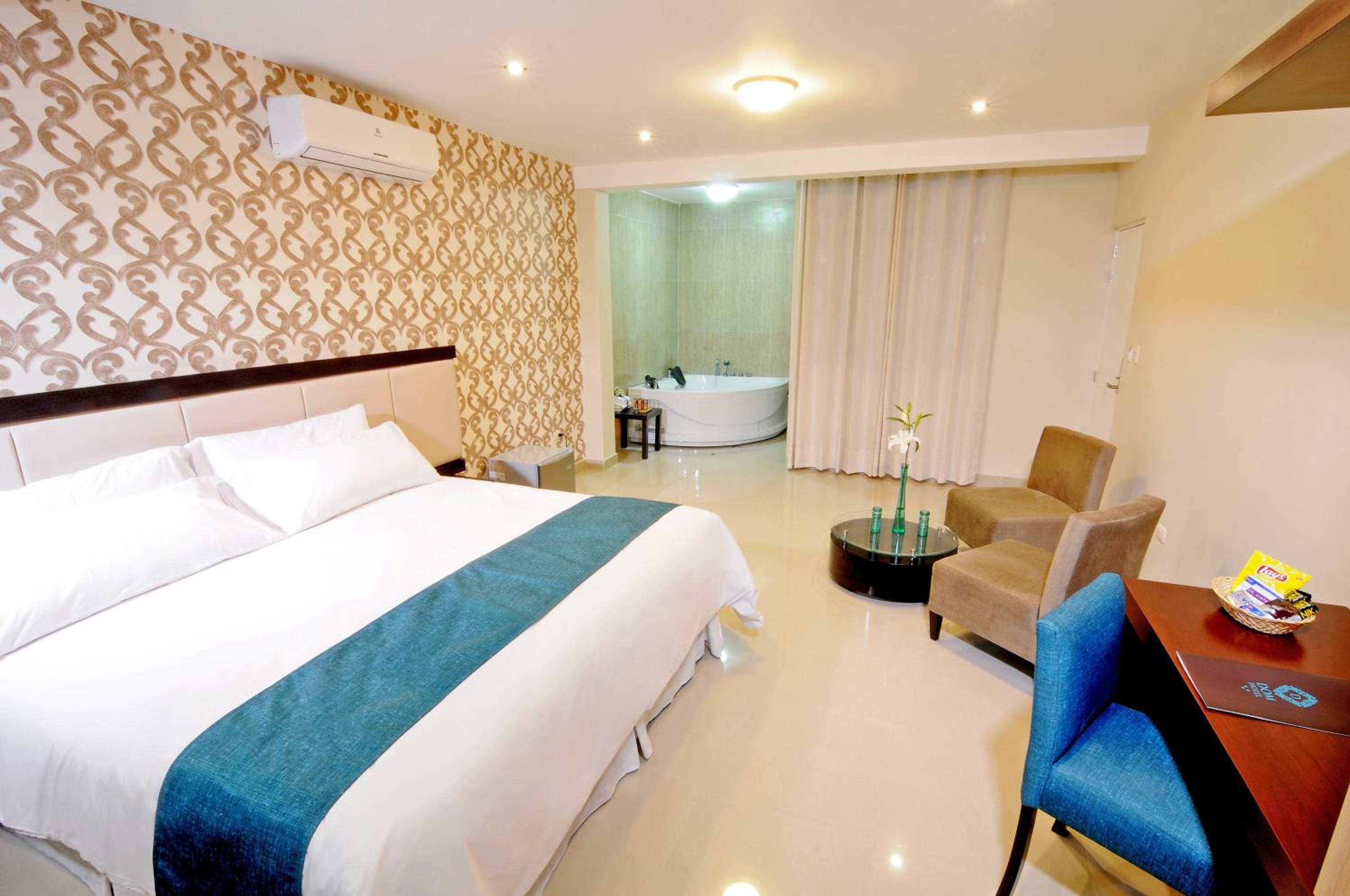 Suite photo 1
