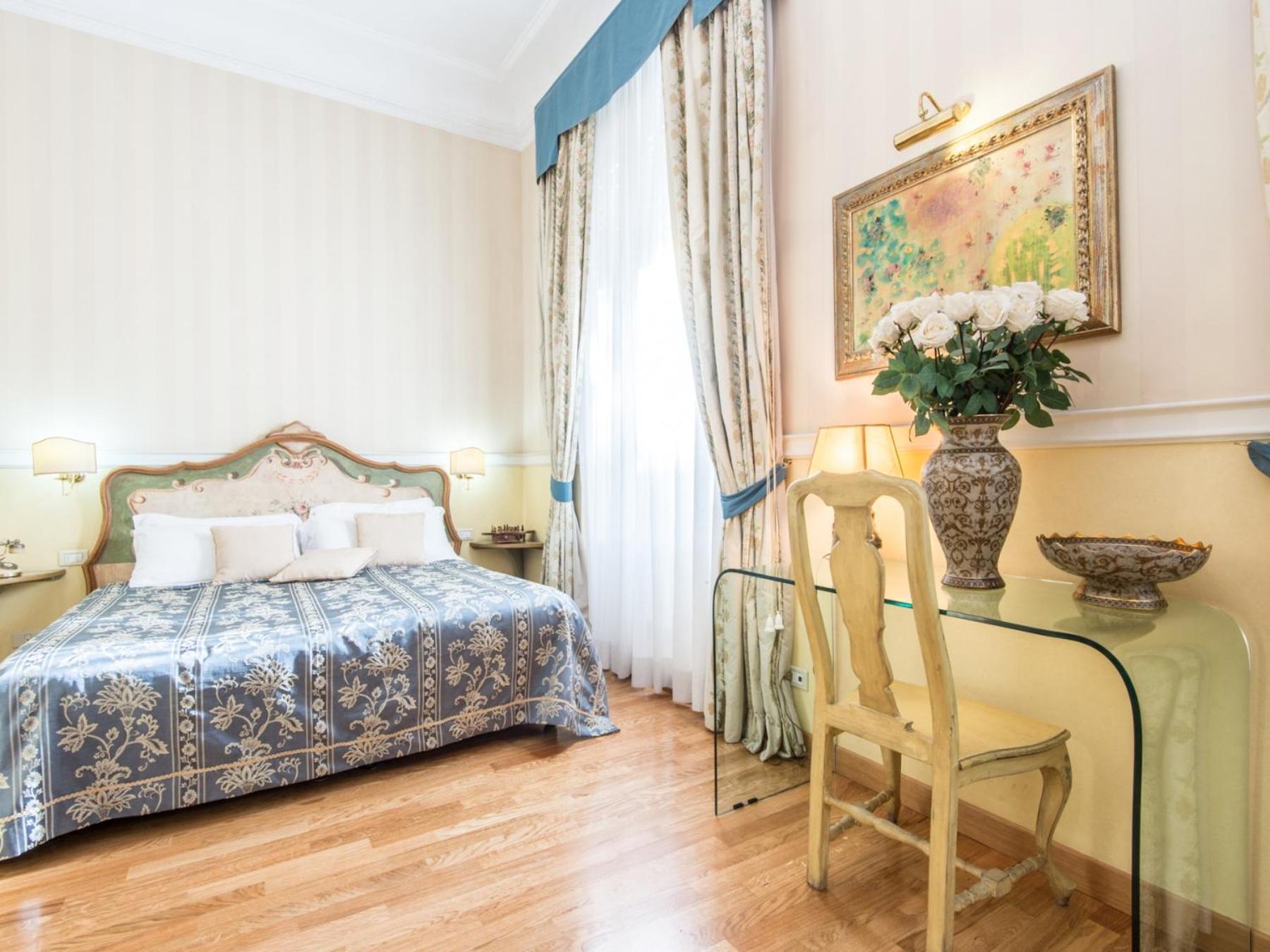 Suite with City View photo 1