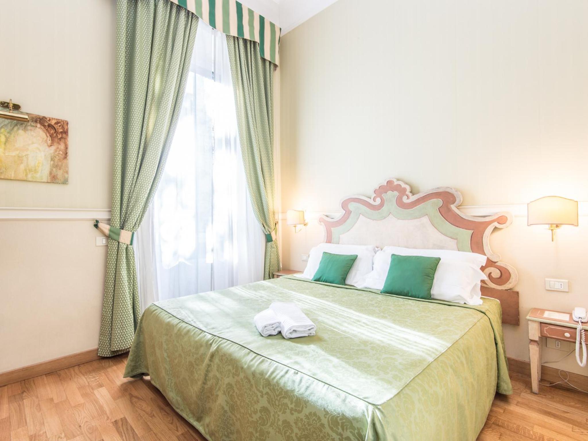 Standard Twin Room photo 1