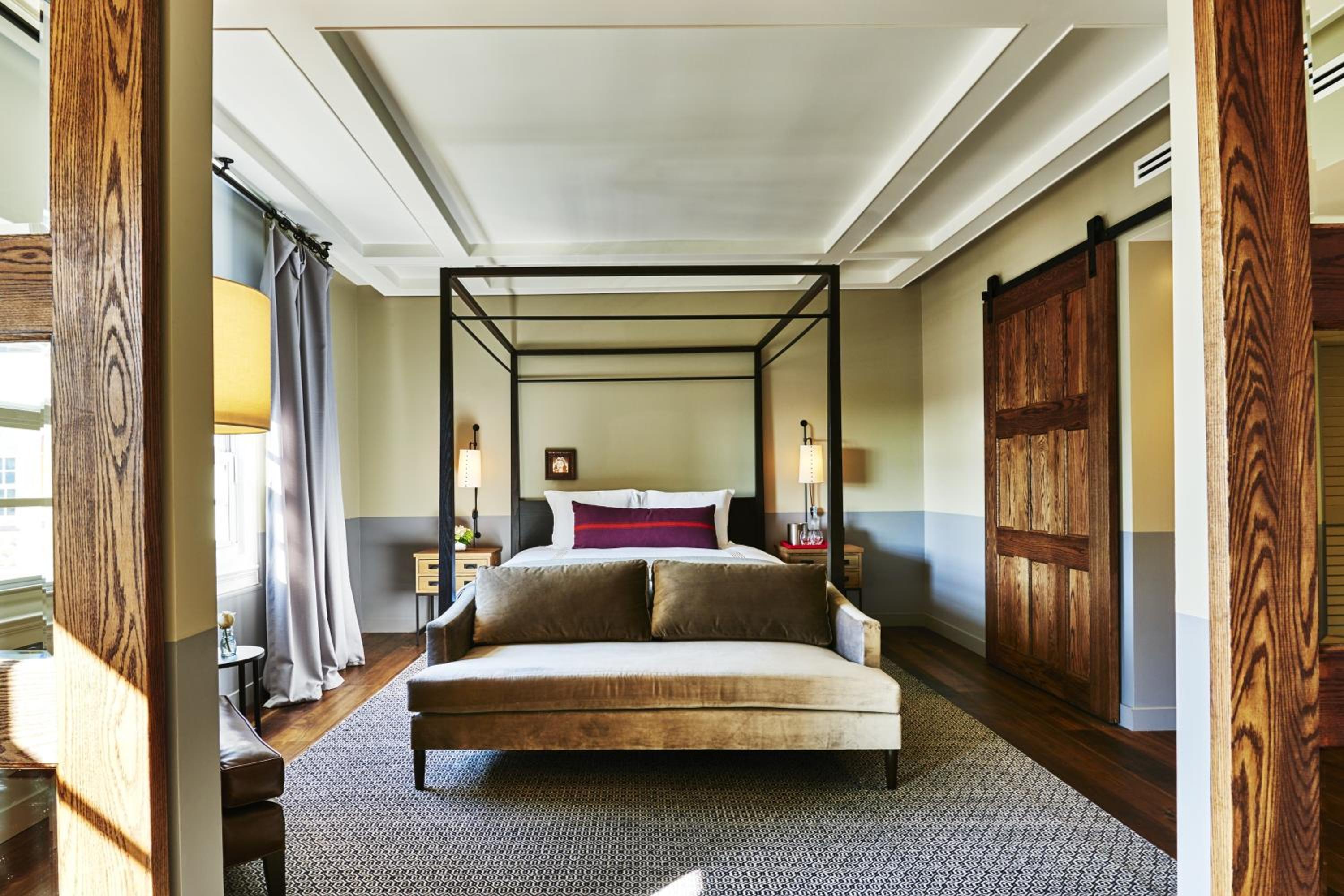 The Roosevelt Suite - Photo 2