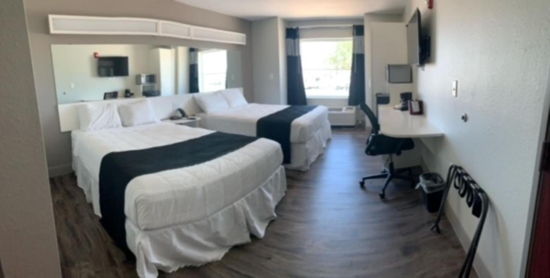 Deluxe Double Room photo 2