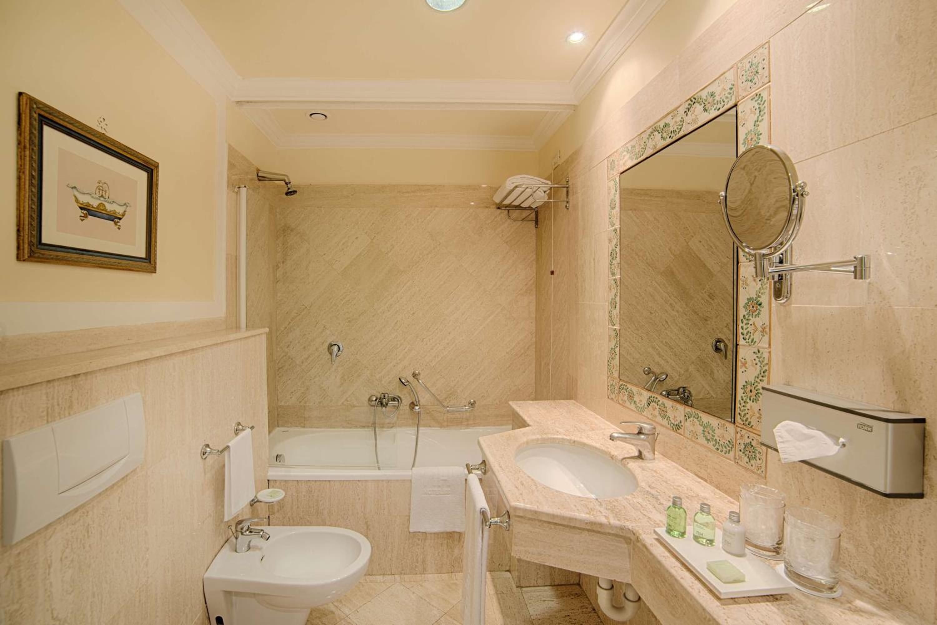 Junior Suite - Photo 2