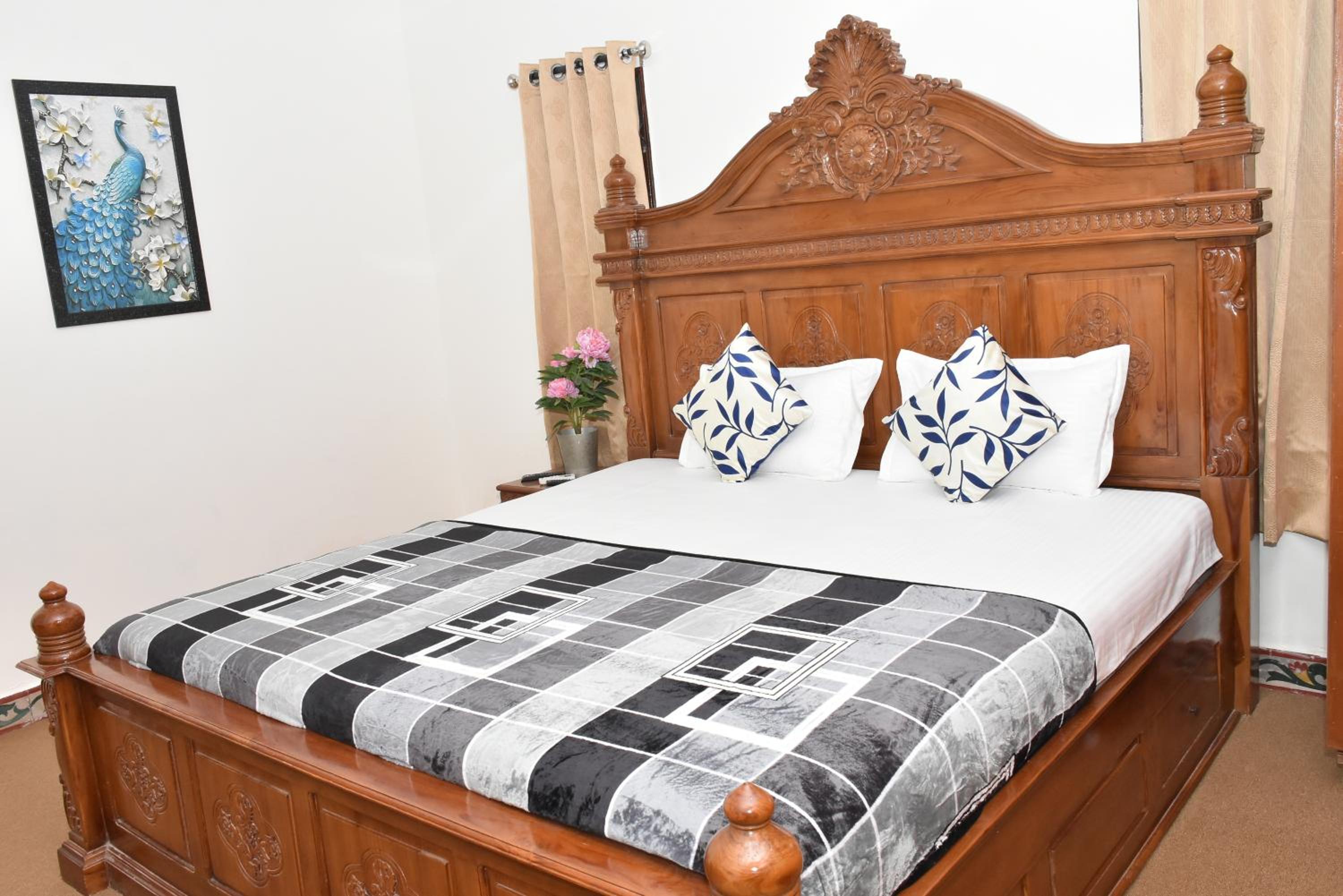 Superior King Room