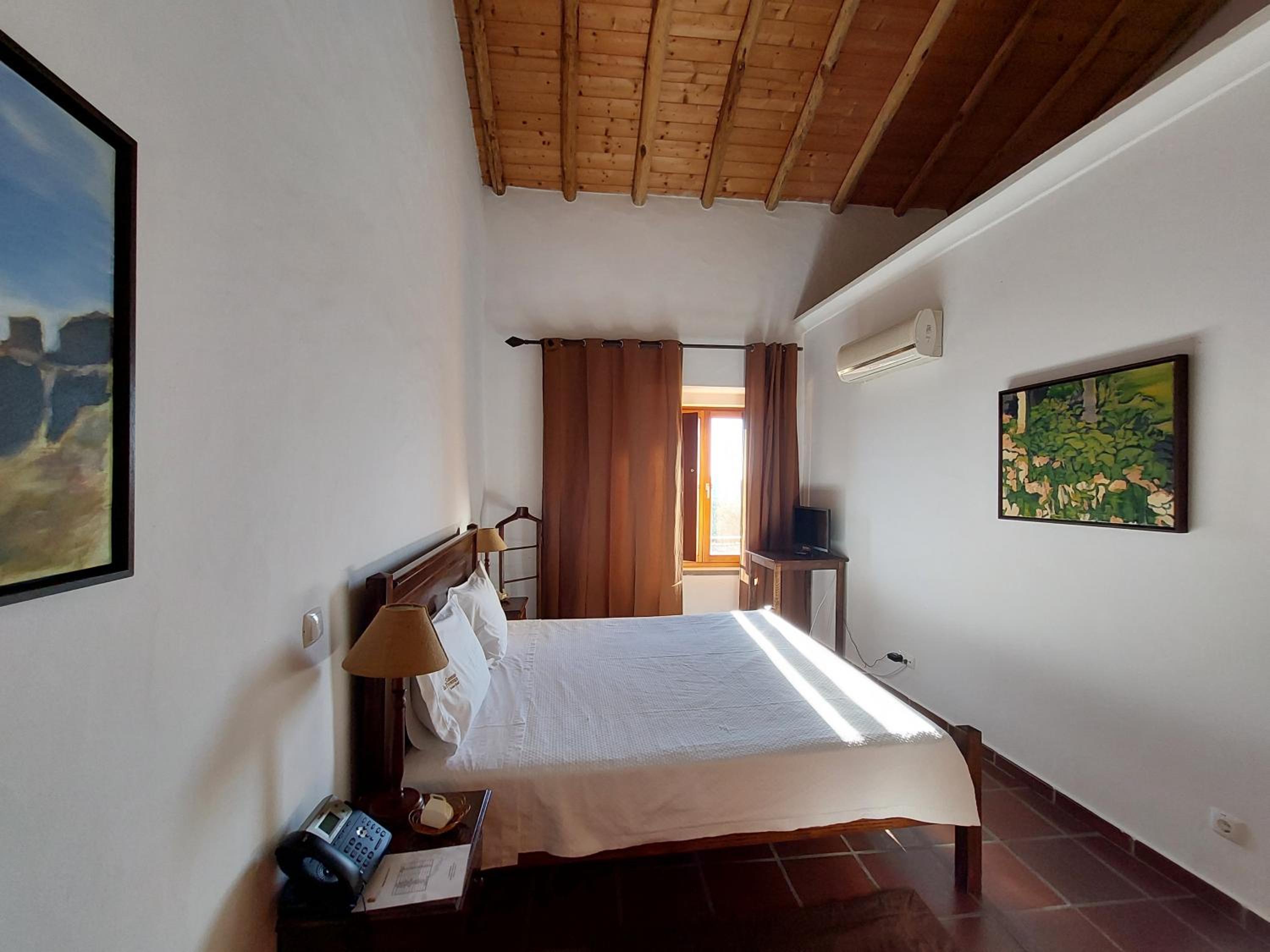Double Room - Photo 4