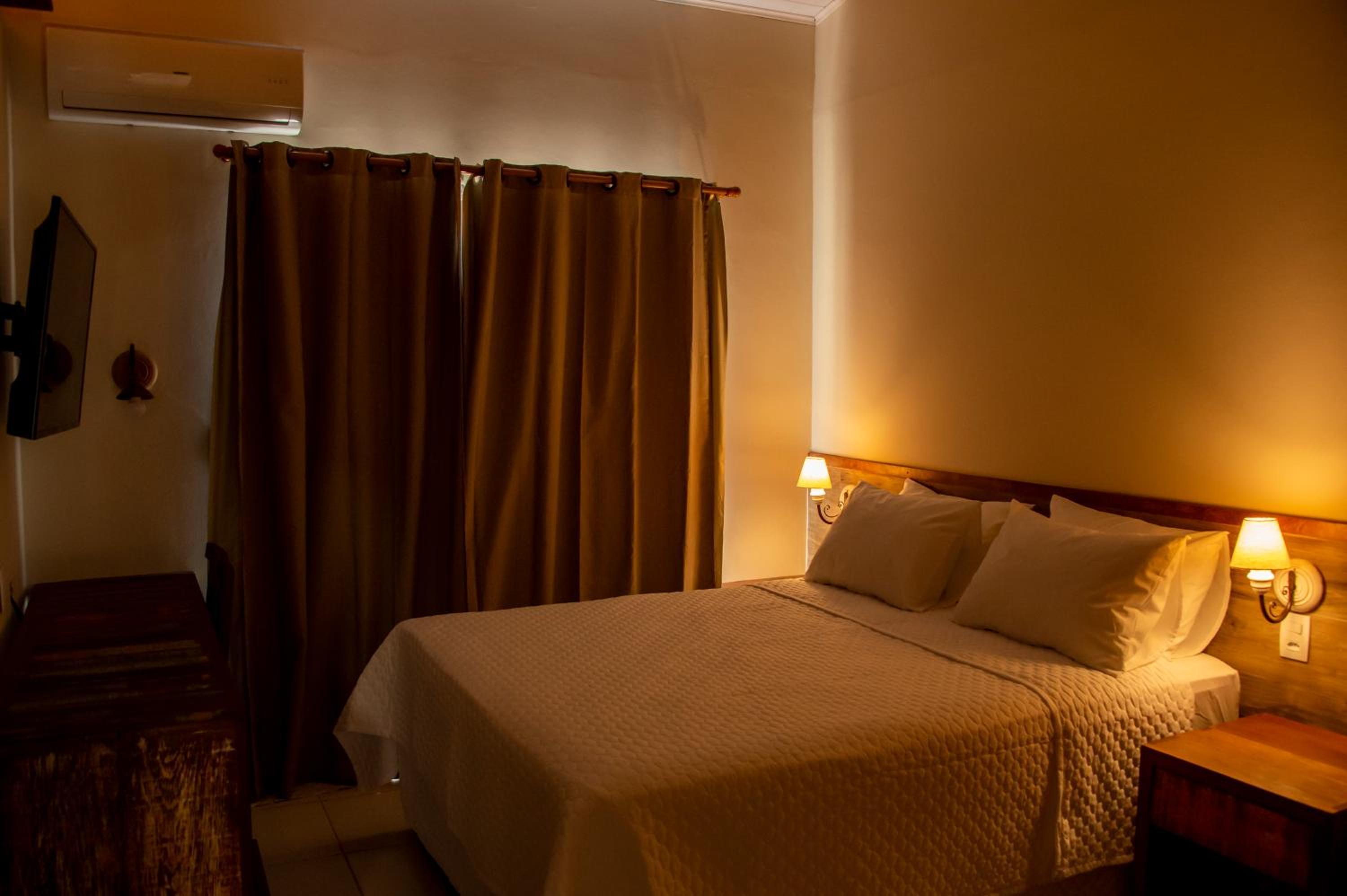 Deluxe Suite with Sea View photo 3