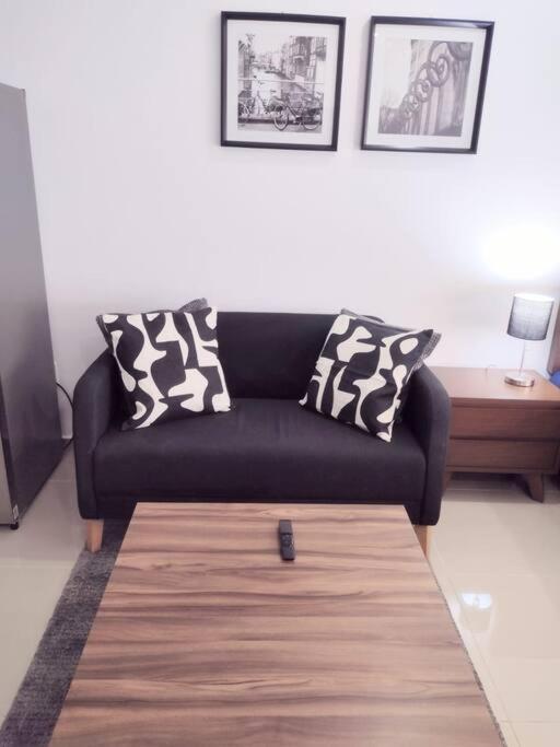 One-Bedroom Apartment - Photo 15