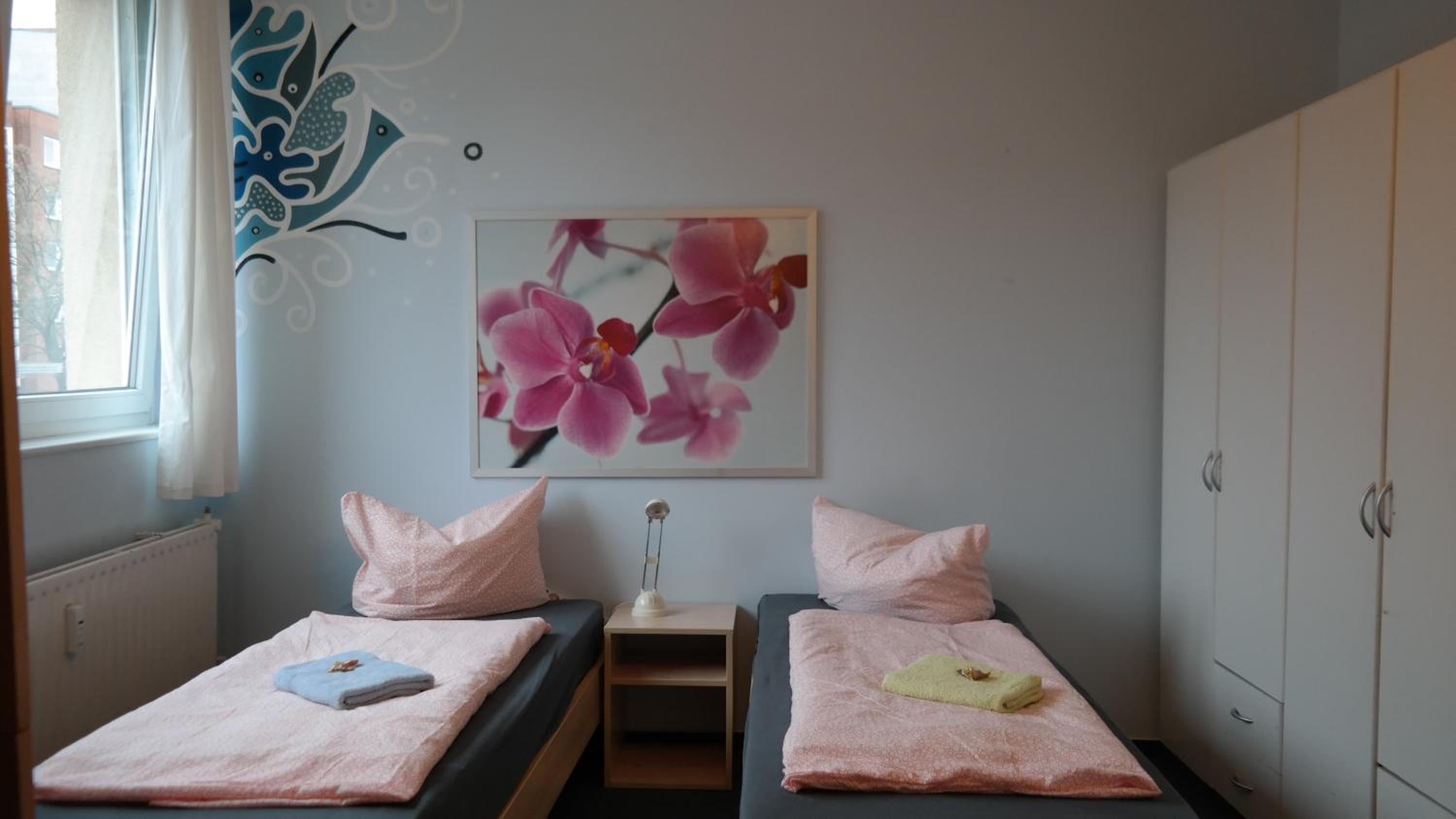 Bunk Bed In Mixed Dormitory Room photo 1