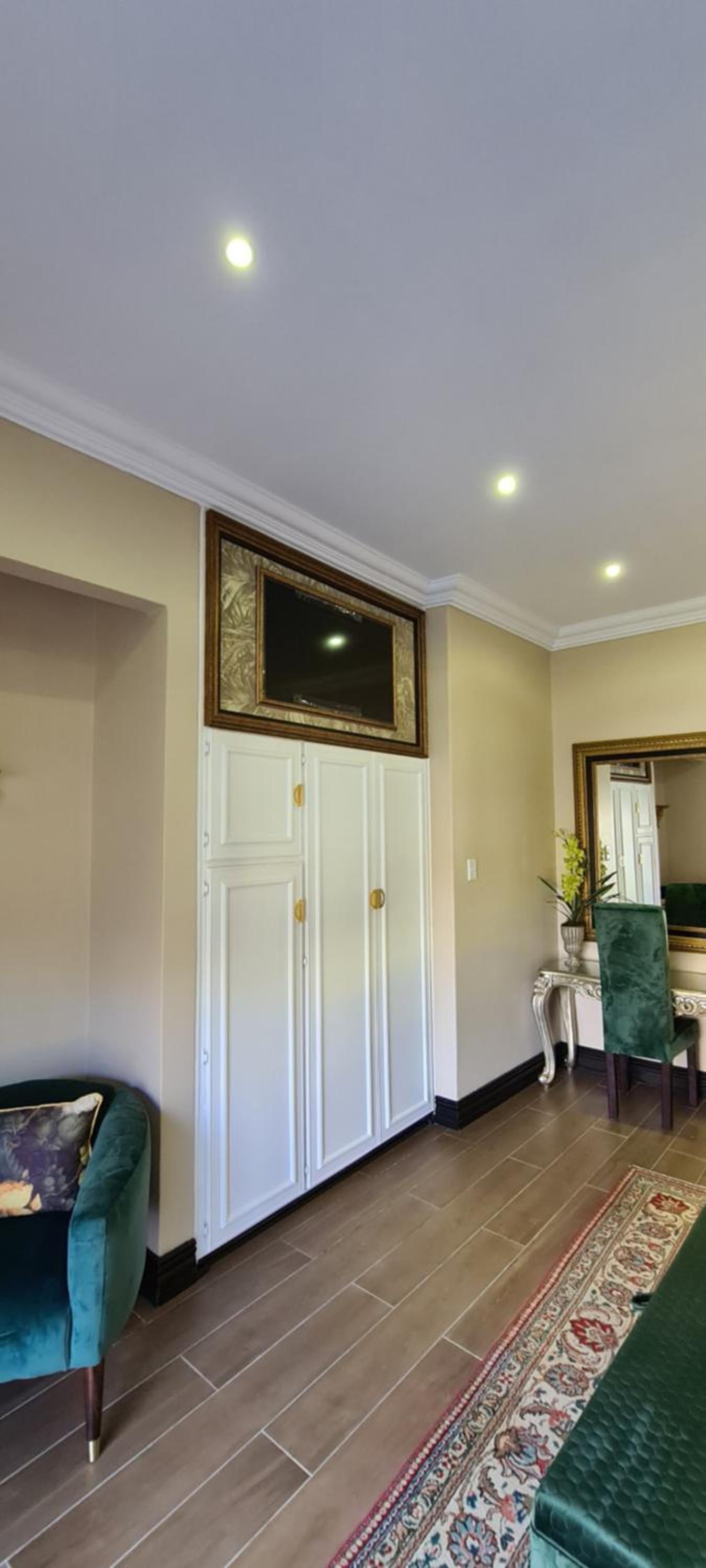 Superior King Room - Photo 2
