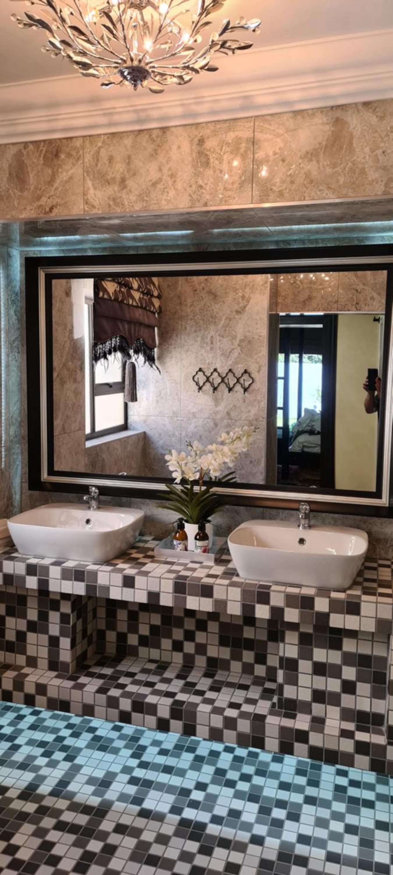 Superior King Room - Photo 7