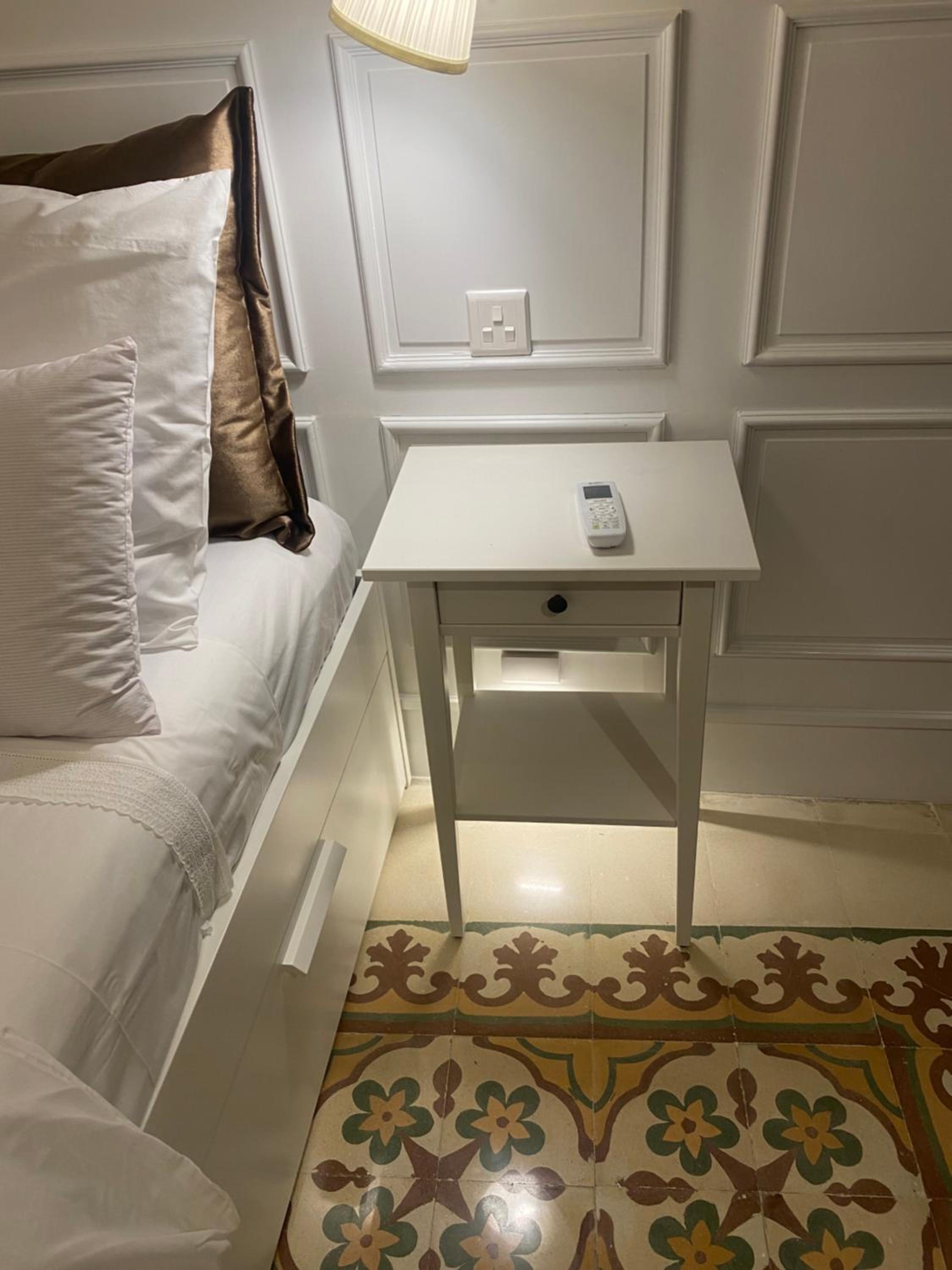 Double Room - Photo 7
