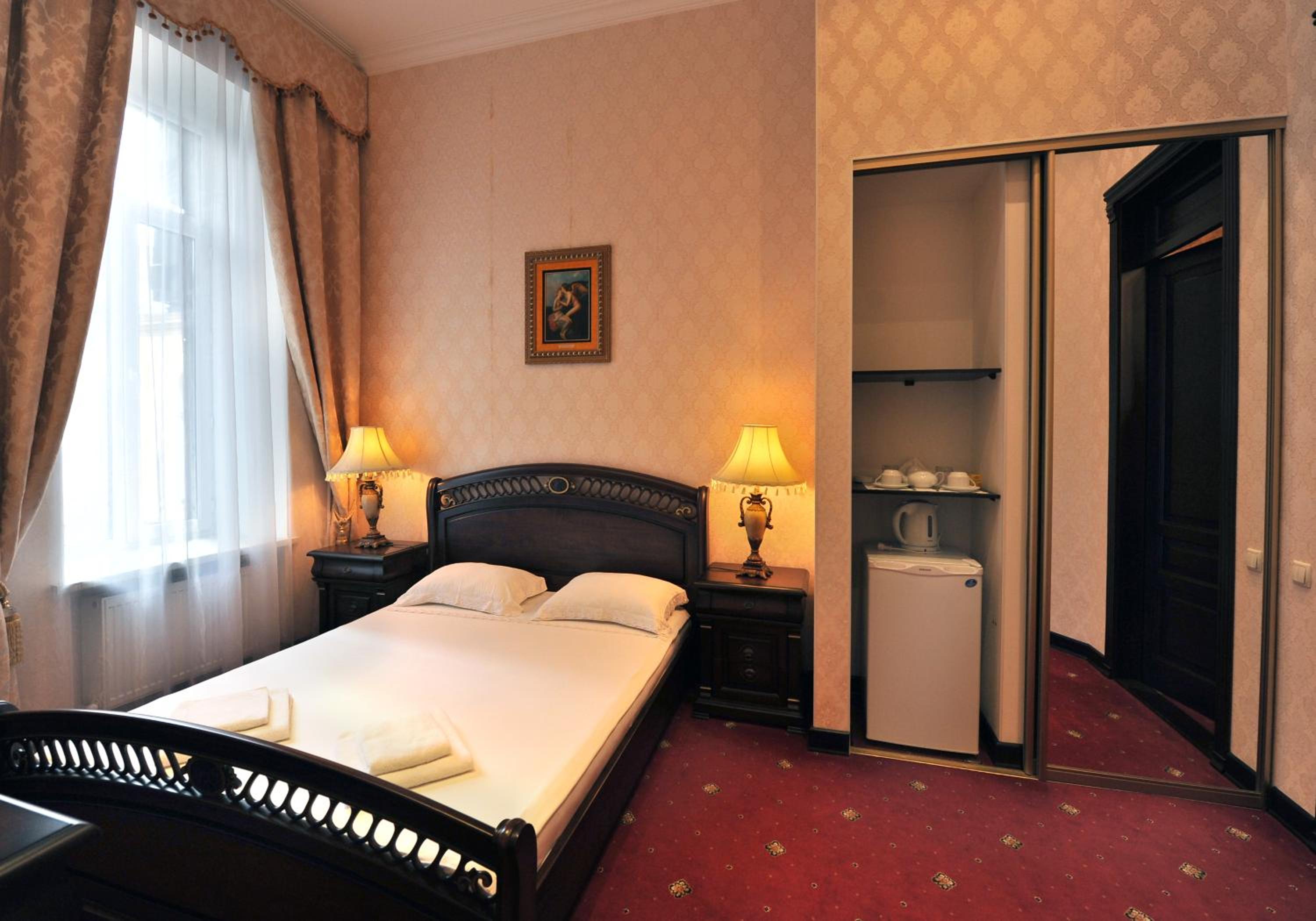 Economy Double Room photo 2