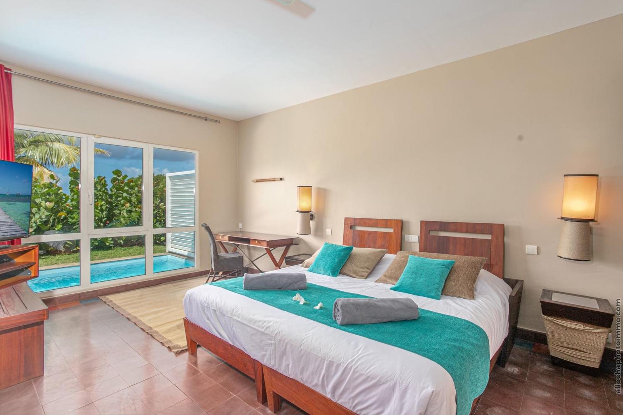 One-Bedroom Villa