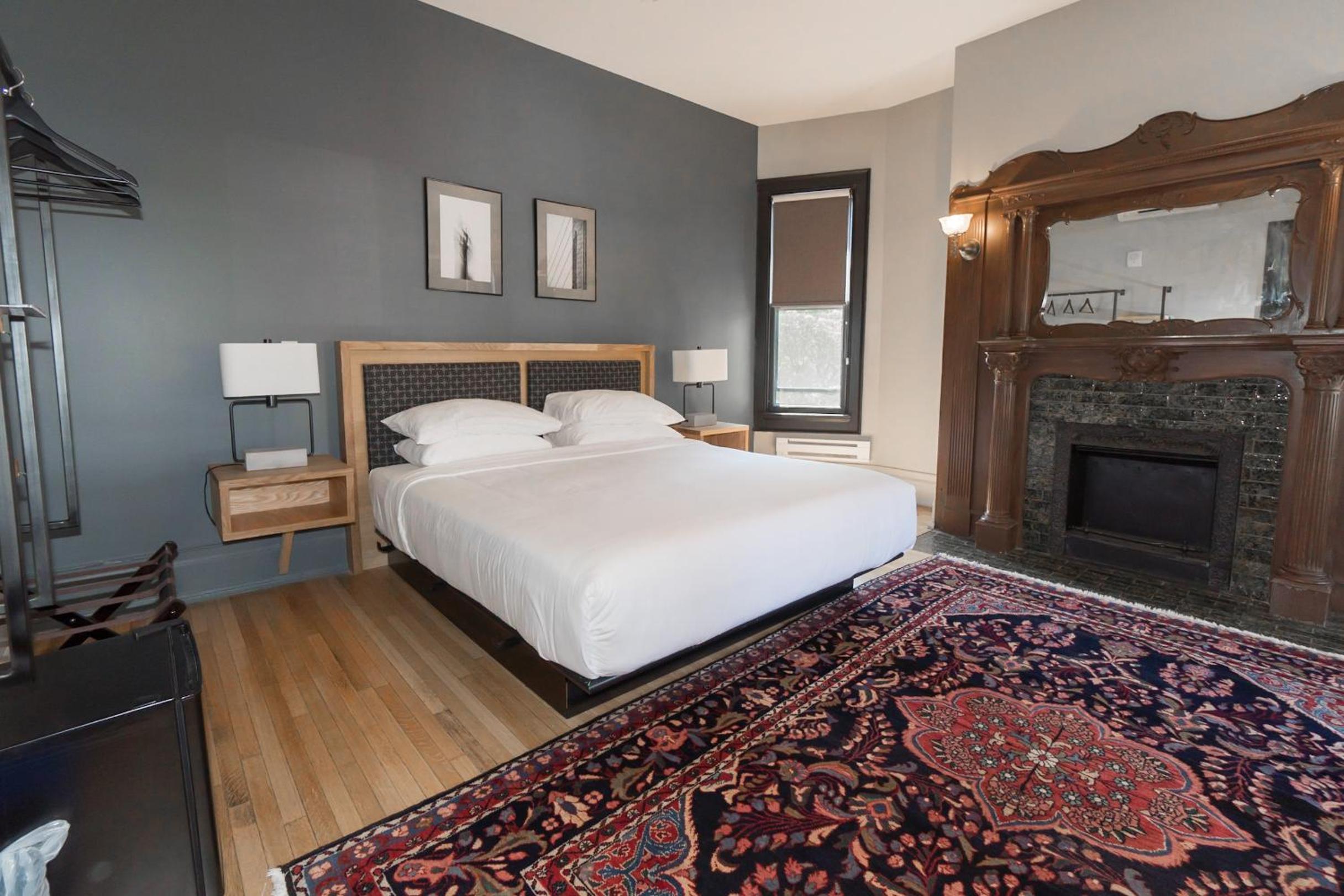 Superior King Room - Photo 1