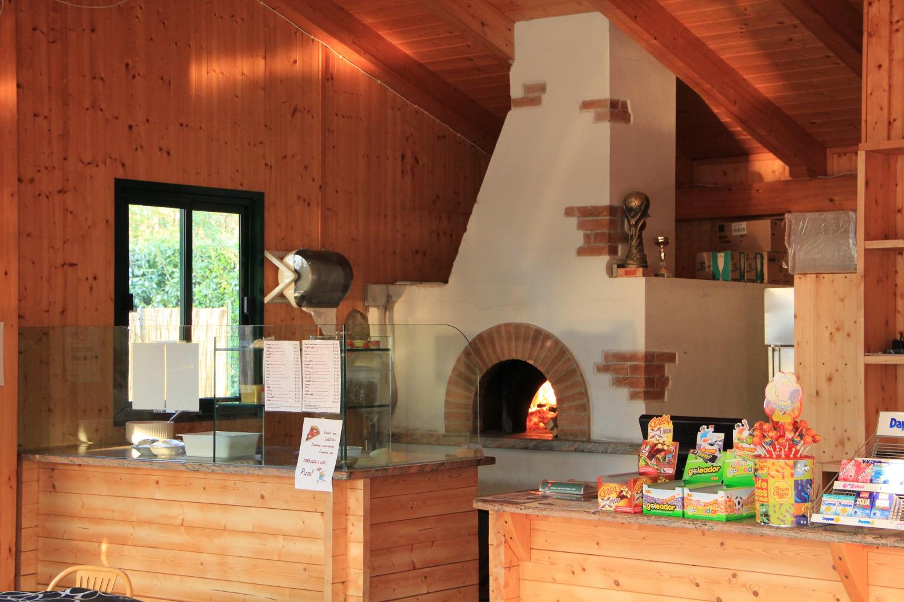 Bungalow (4 Adults) photo 3