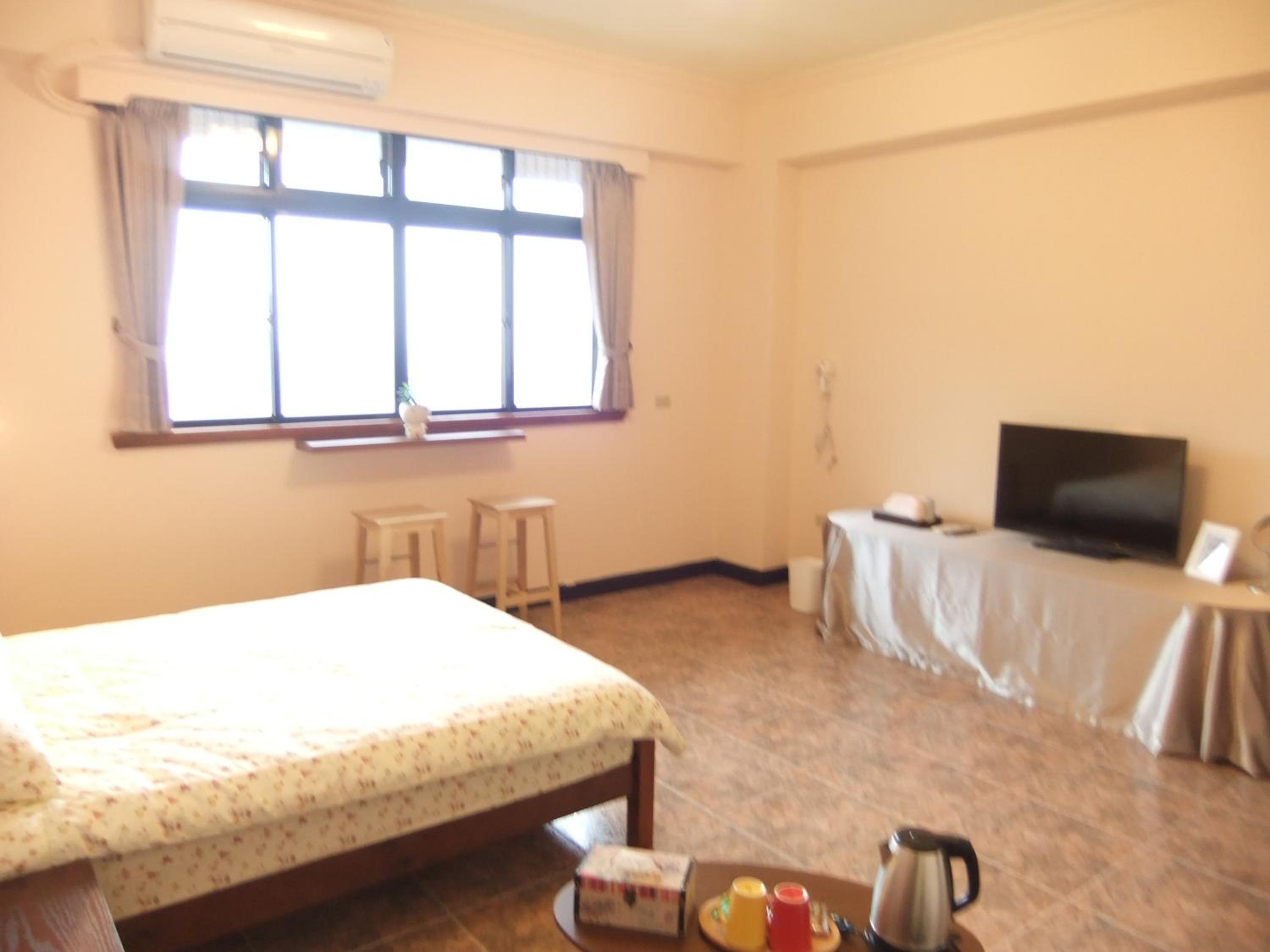 Comfort Double Room with Sea View and Shared Bathroom photo 1