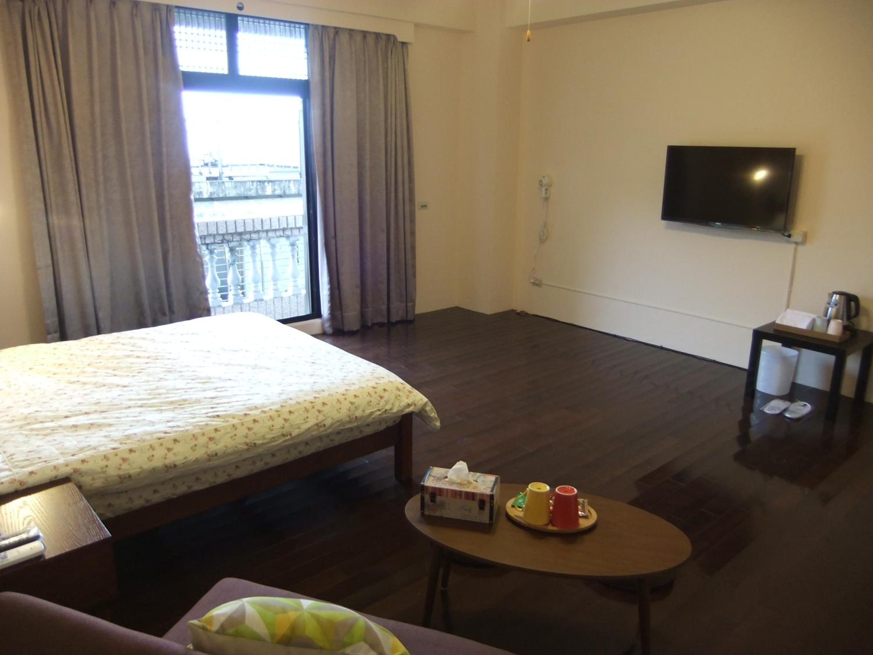 Double Room with Mountain View and Shared Bathroom photo 2