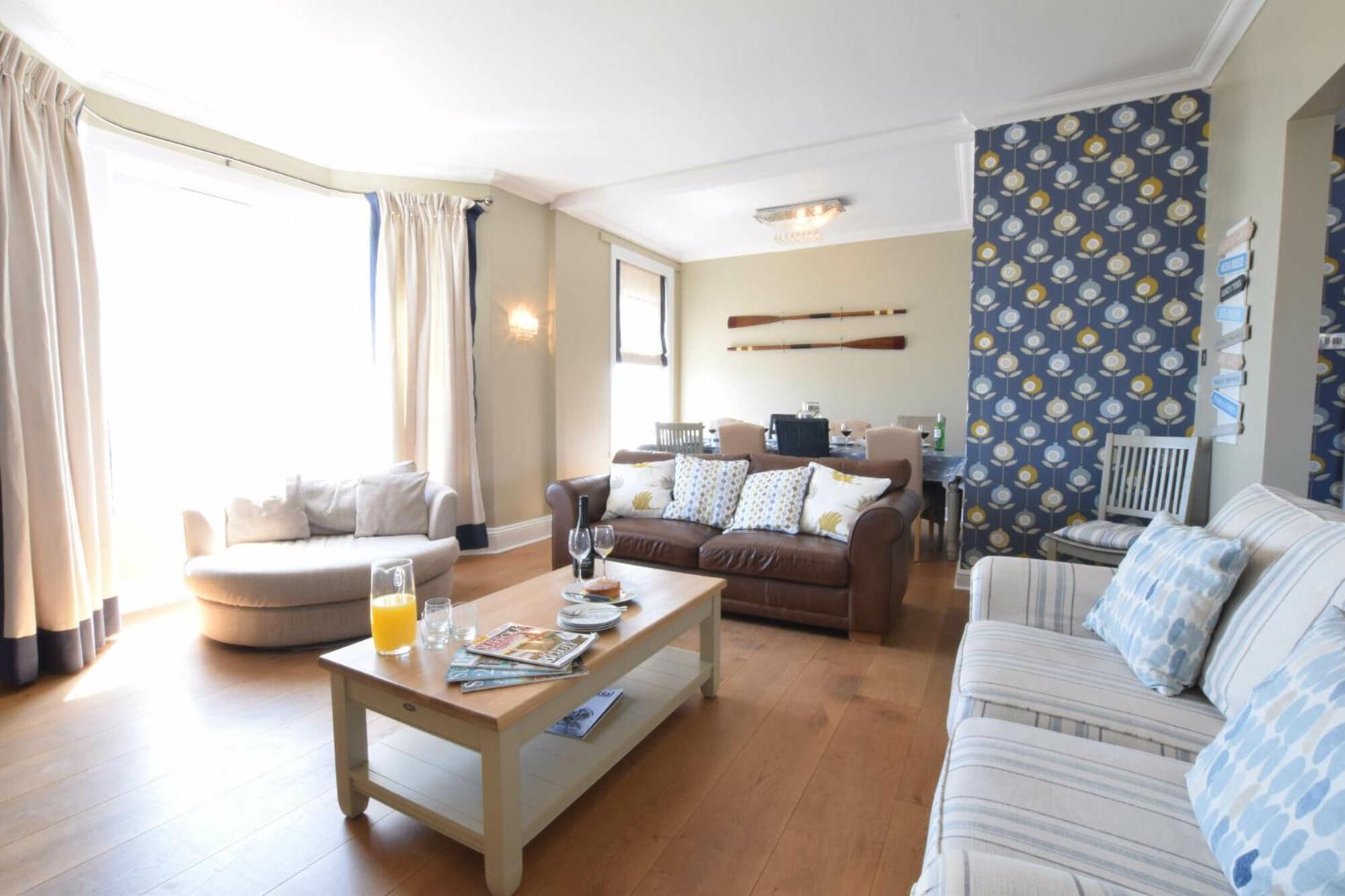 Apartment photo 1