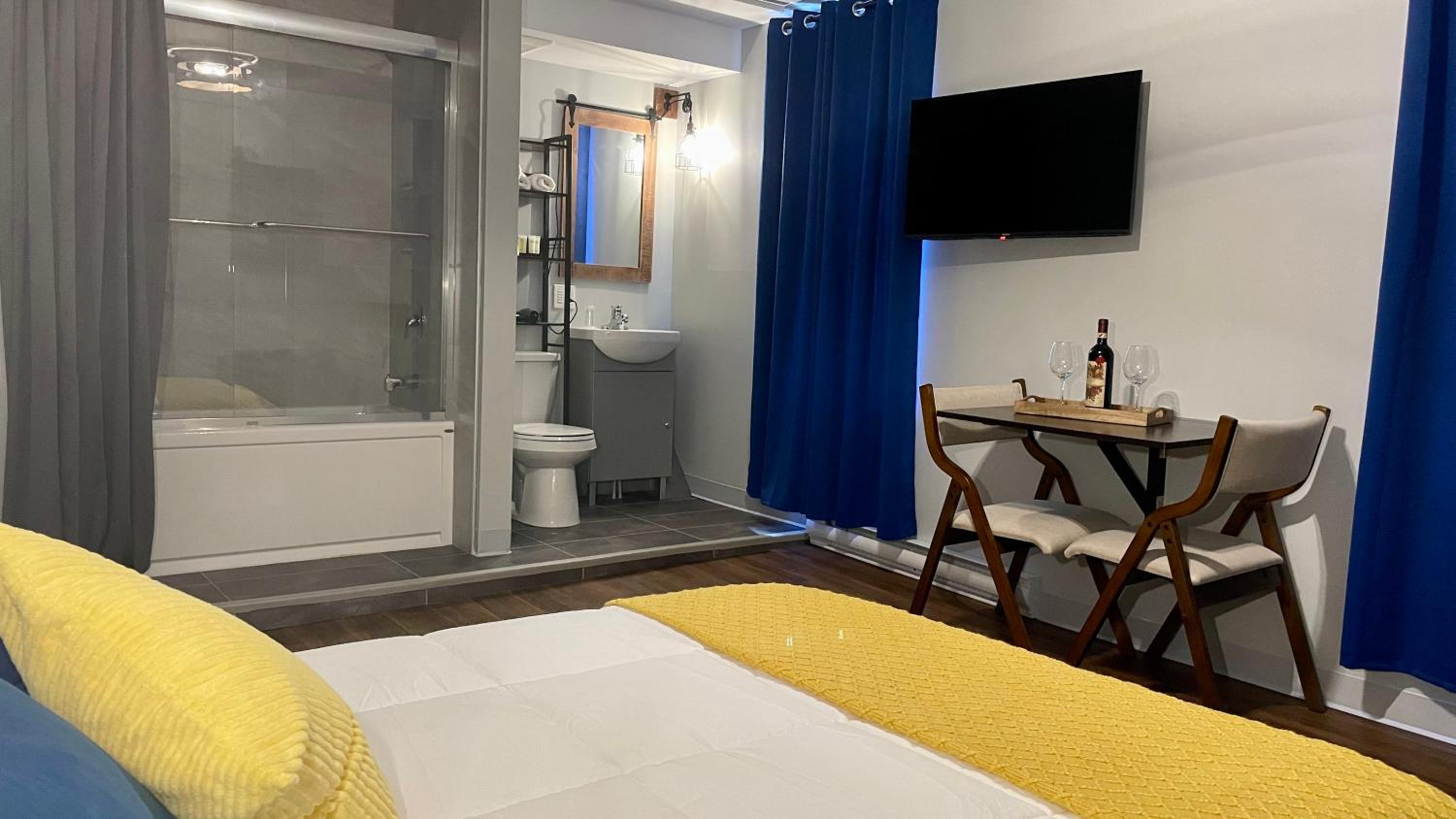 Superior Double Room - Photo 11