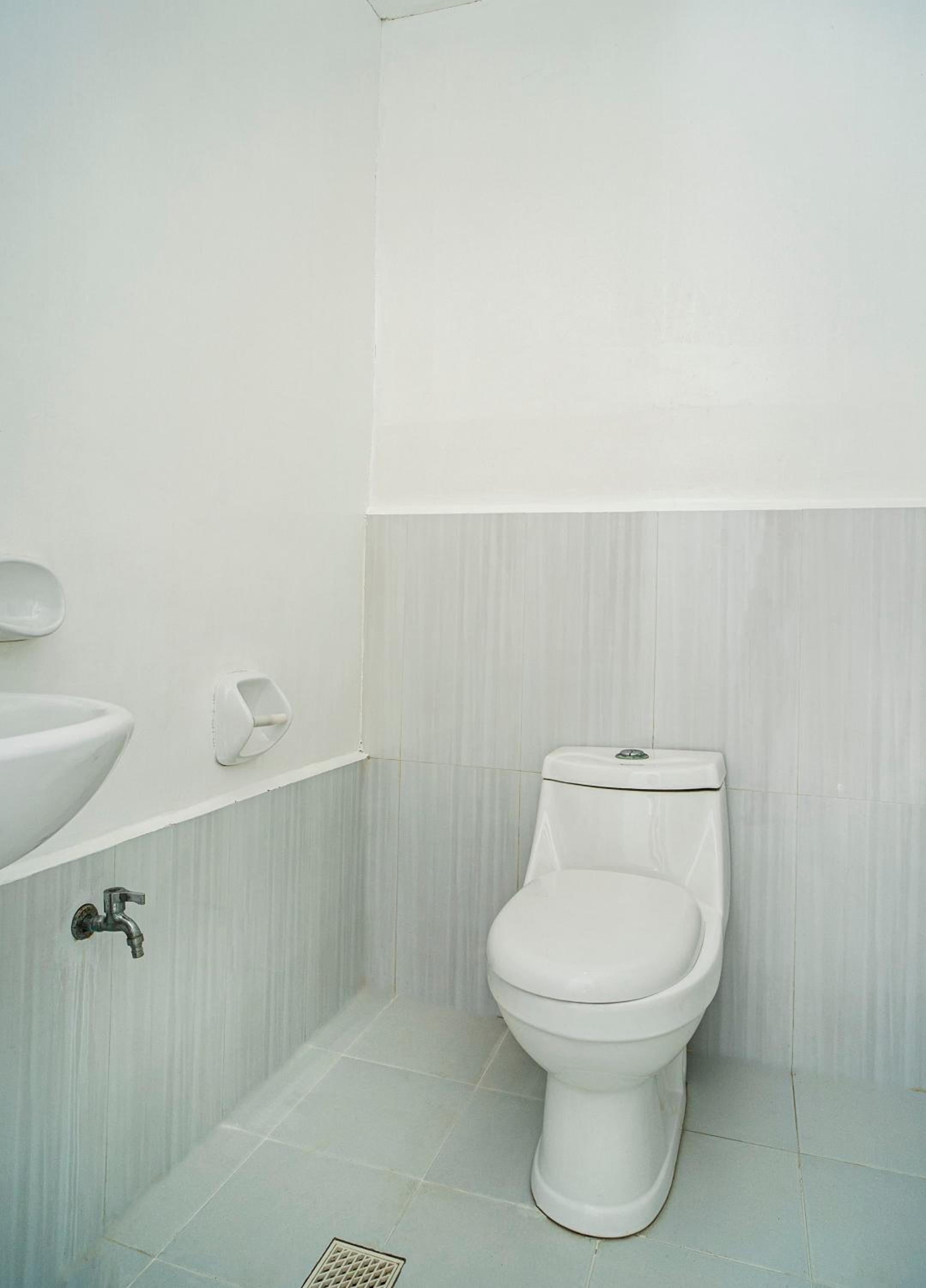 Suite with Balcony - Photo 4